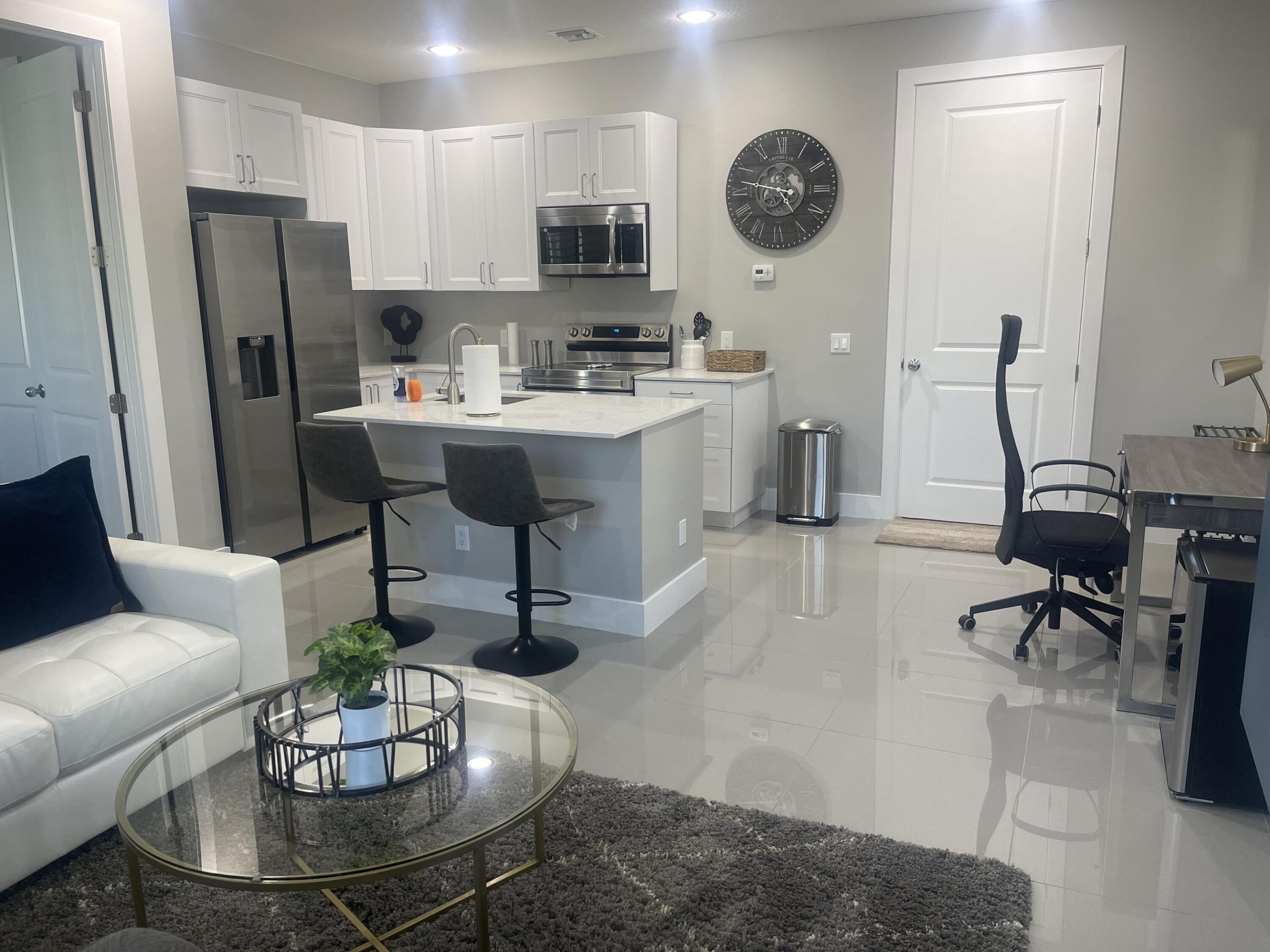 5001 Grandiflora Road