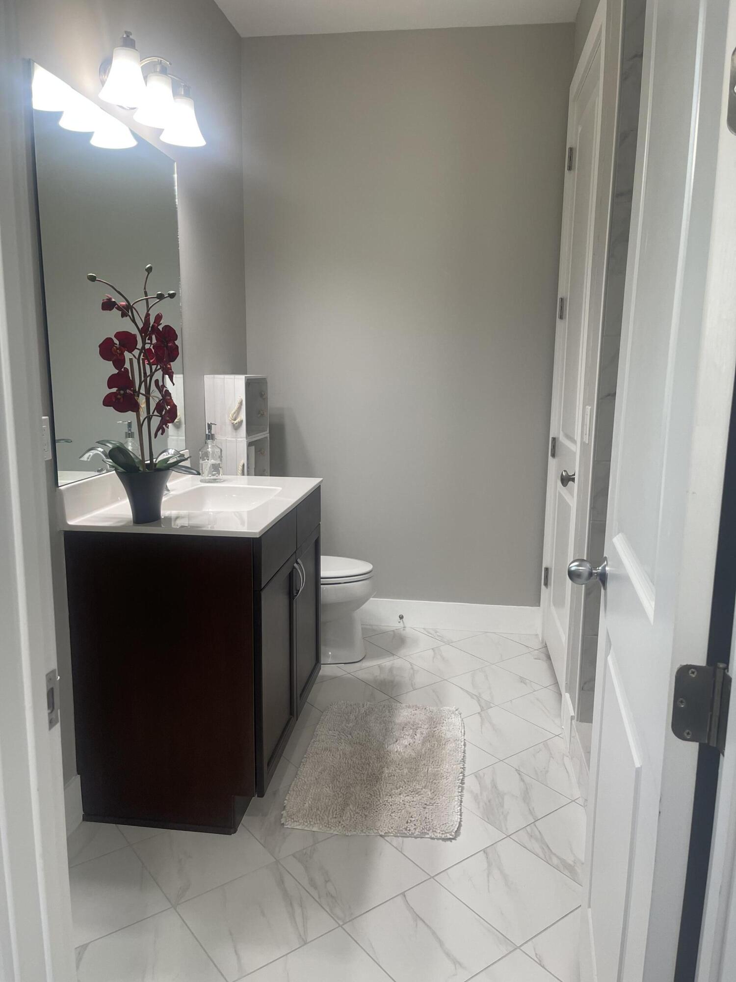 5001 Grandiflora Road