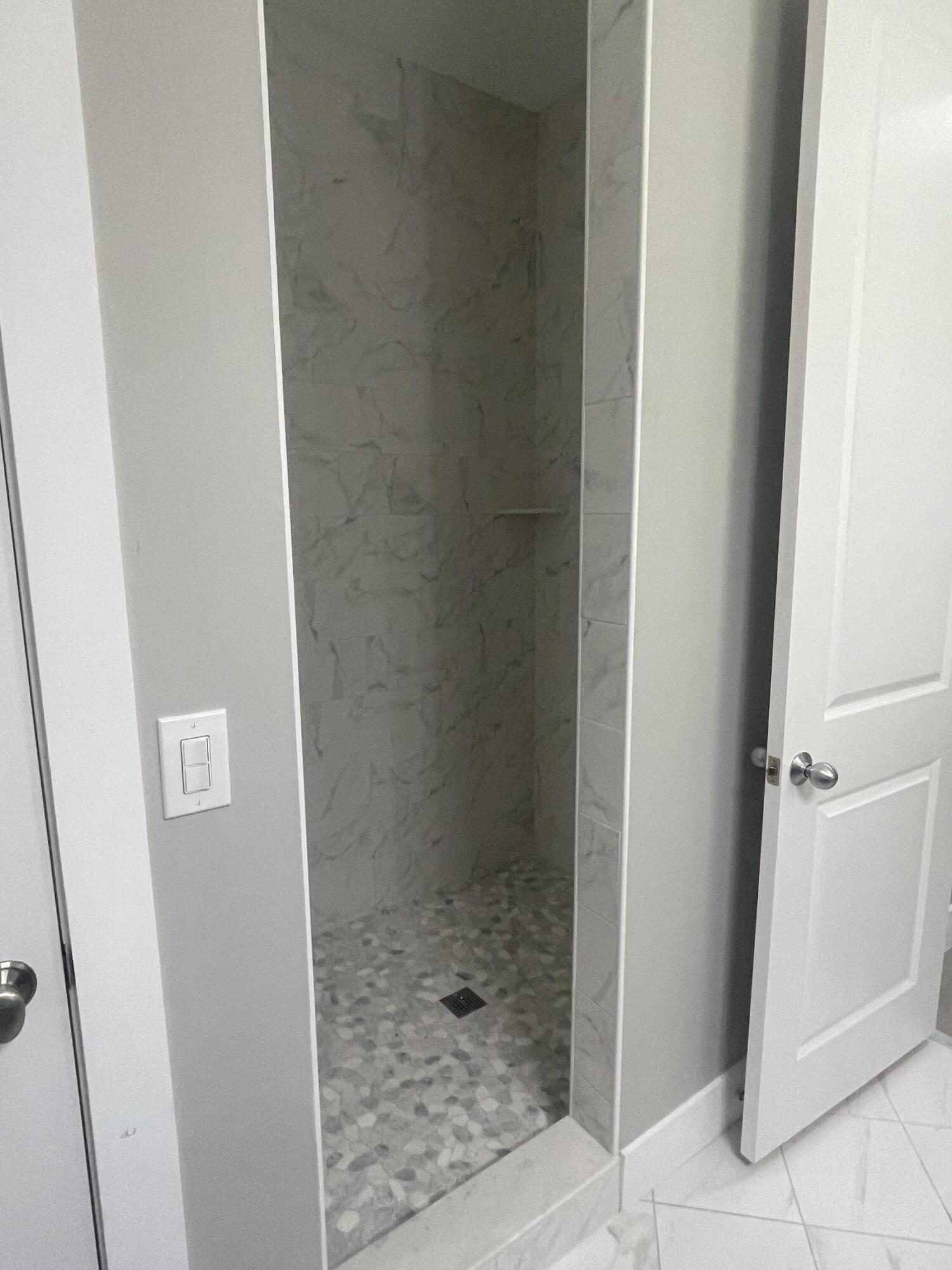 5001 Grandiflora Road