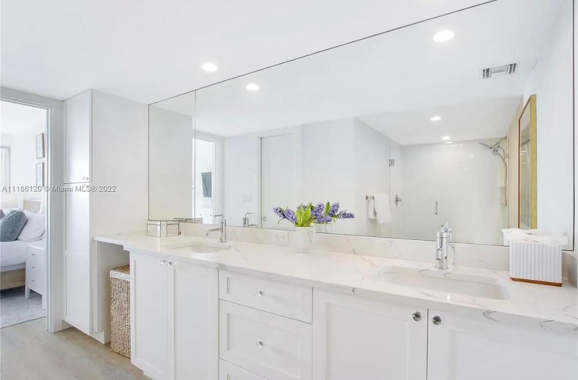 350 S Beach Road 401