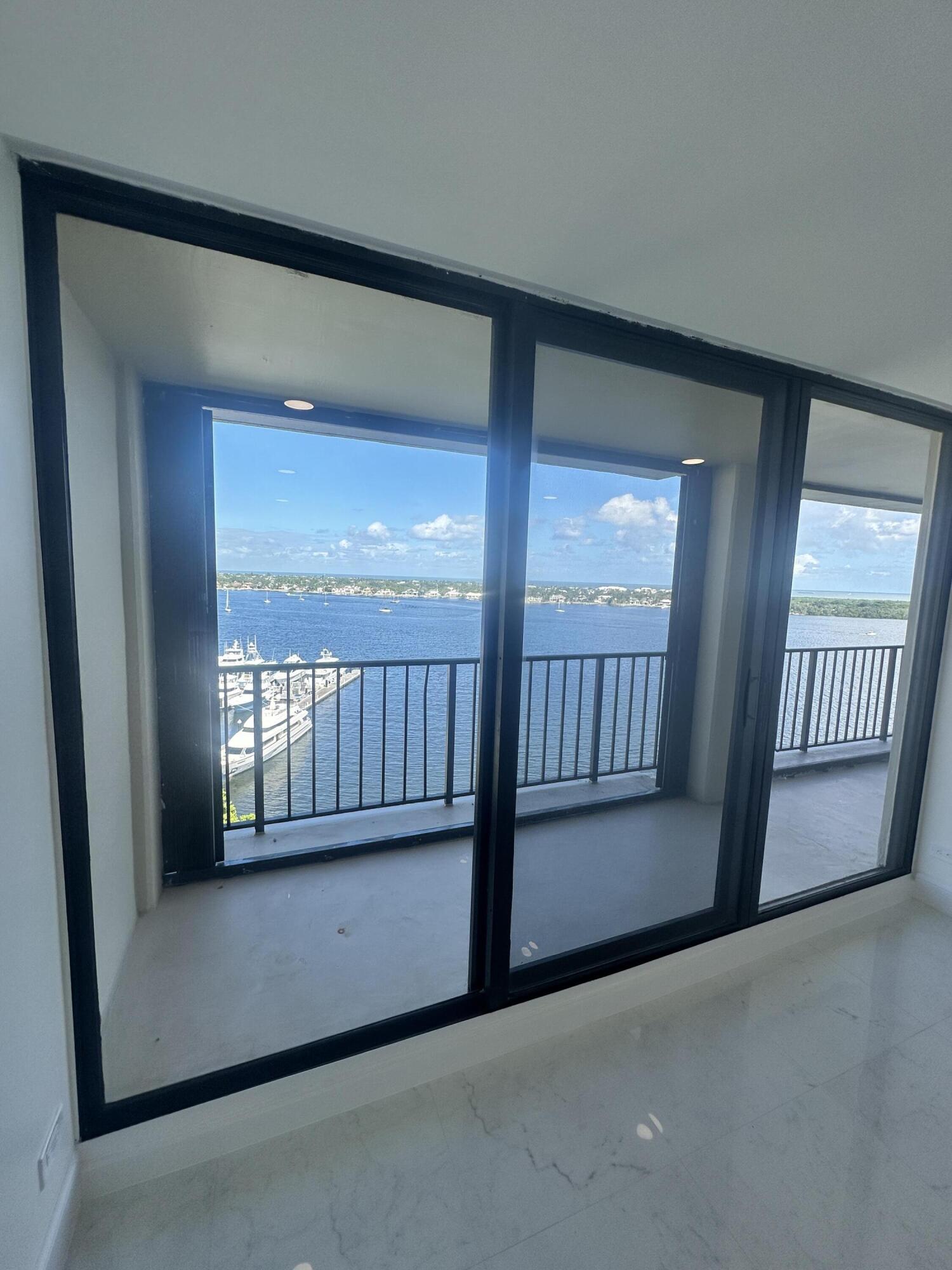 134 Lakeshore Drive 0150