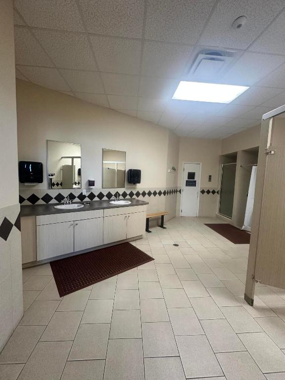 134 Lakeshore Drive 0150