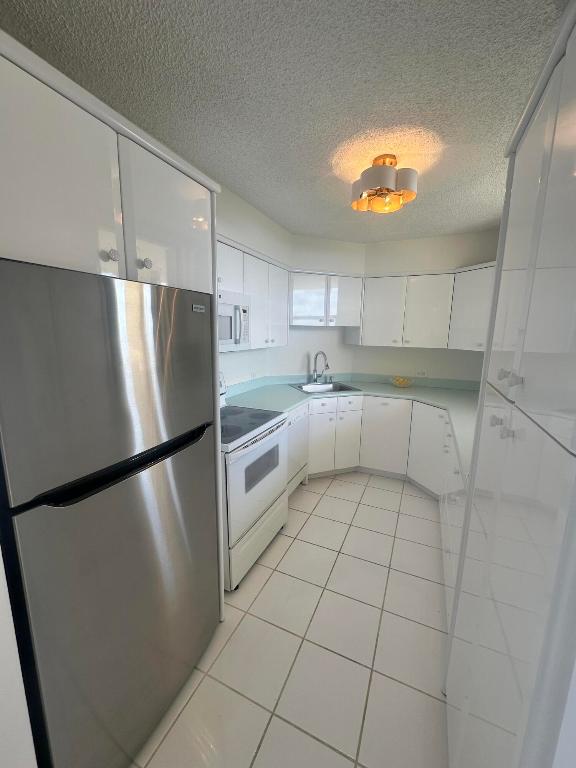 134 Lakeshore Drive 0150