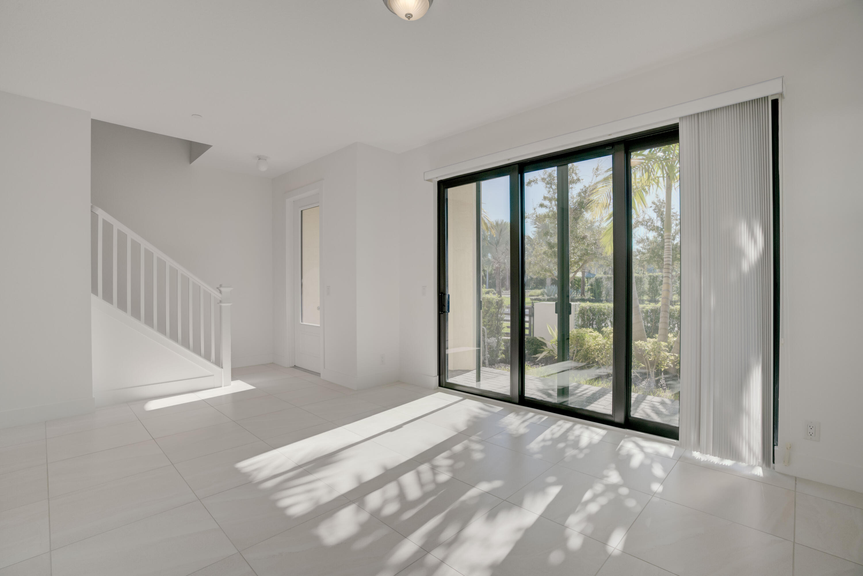 5113 Beckman Ter Terrace
