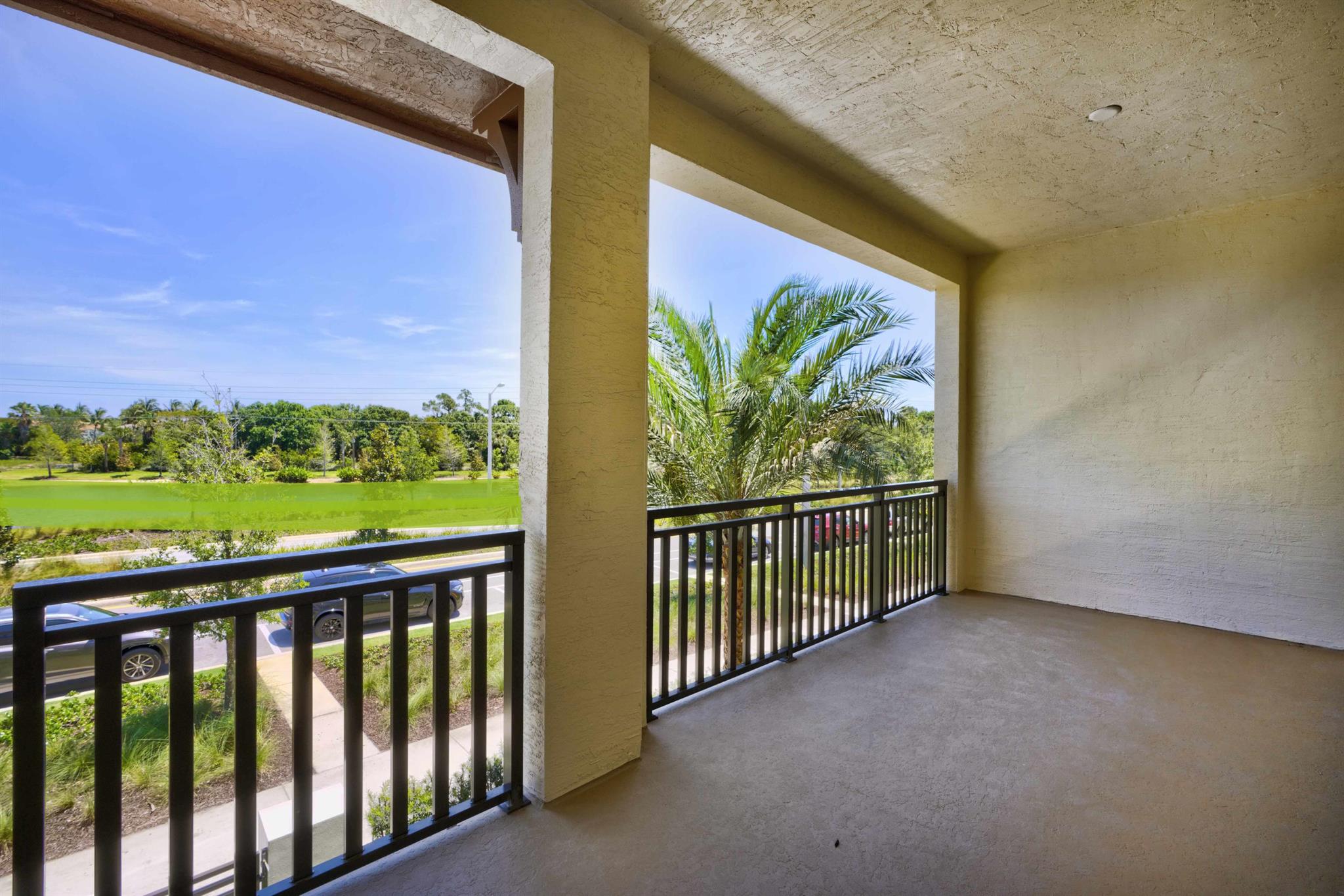 5113 Beckman Ter Terrace