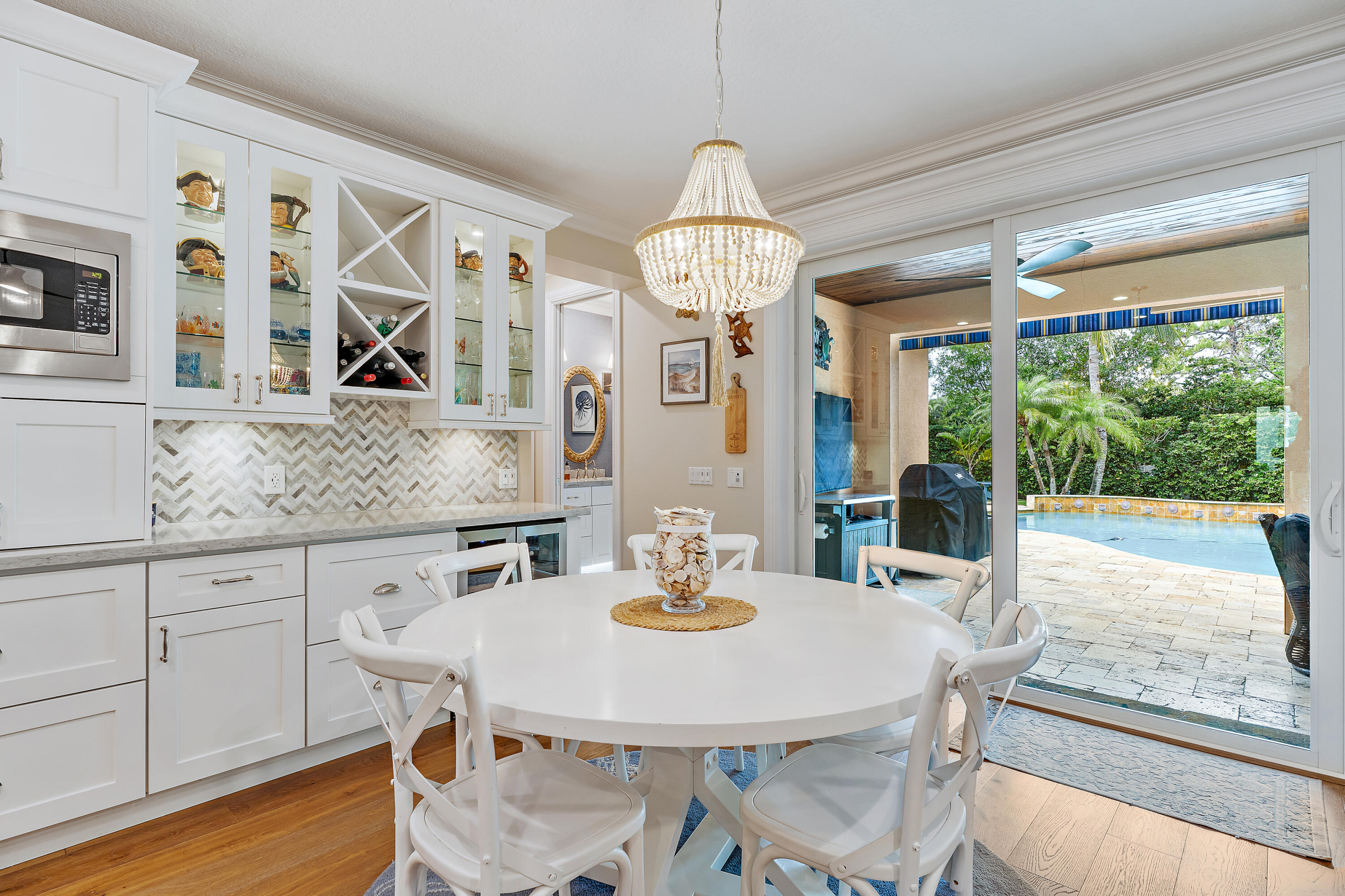 338 Caravelle Drive