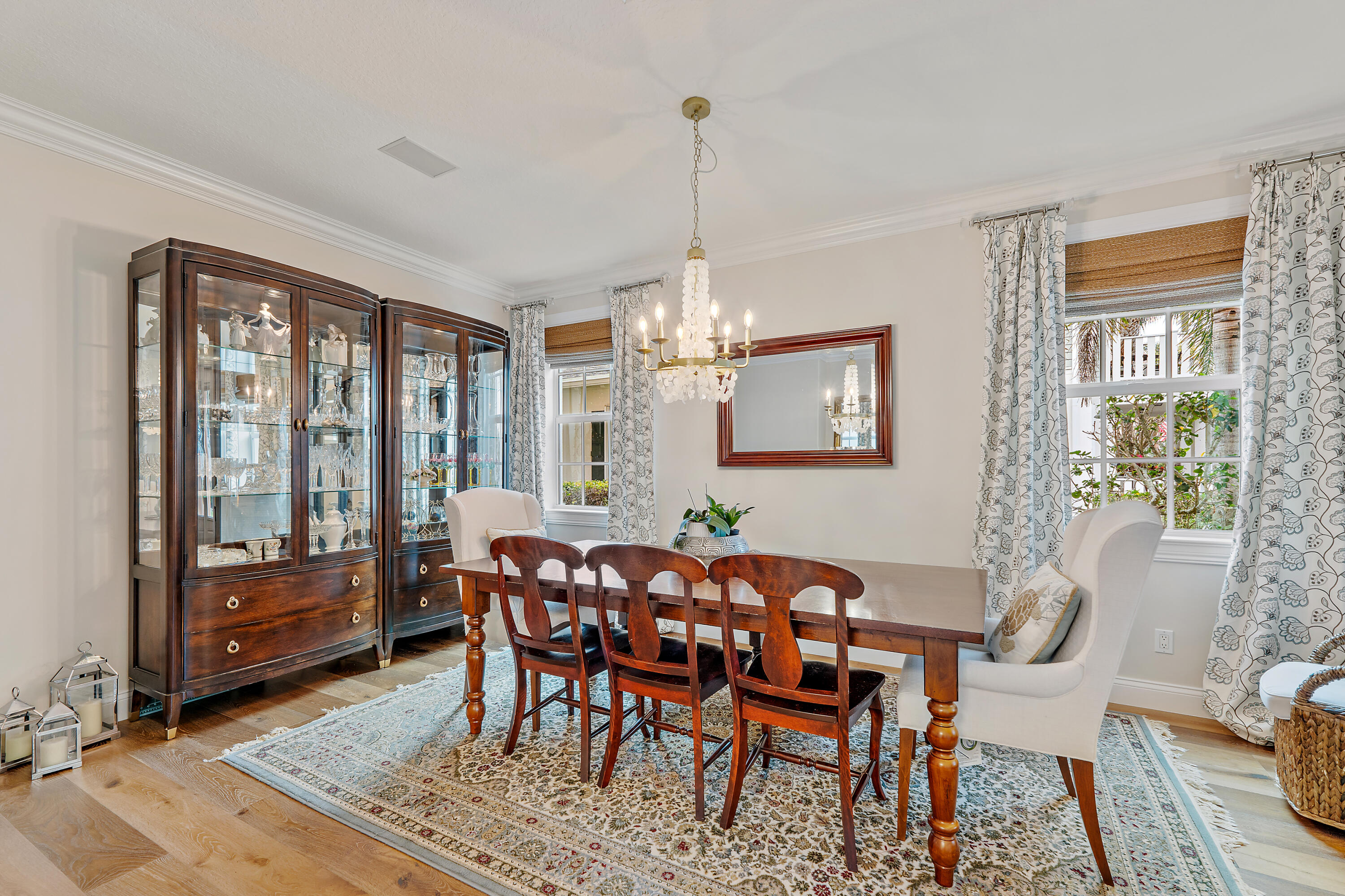 338 Caravelle Drive
