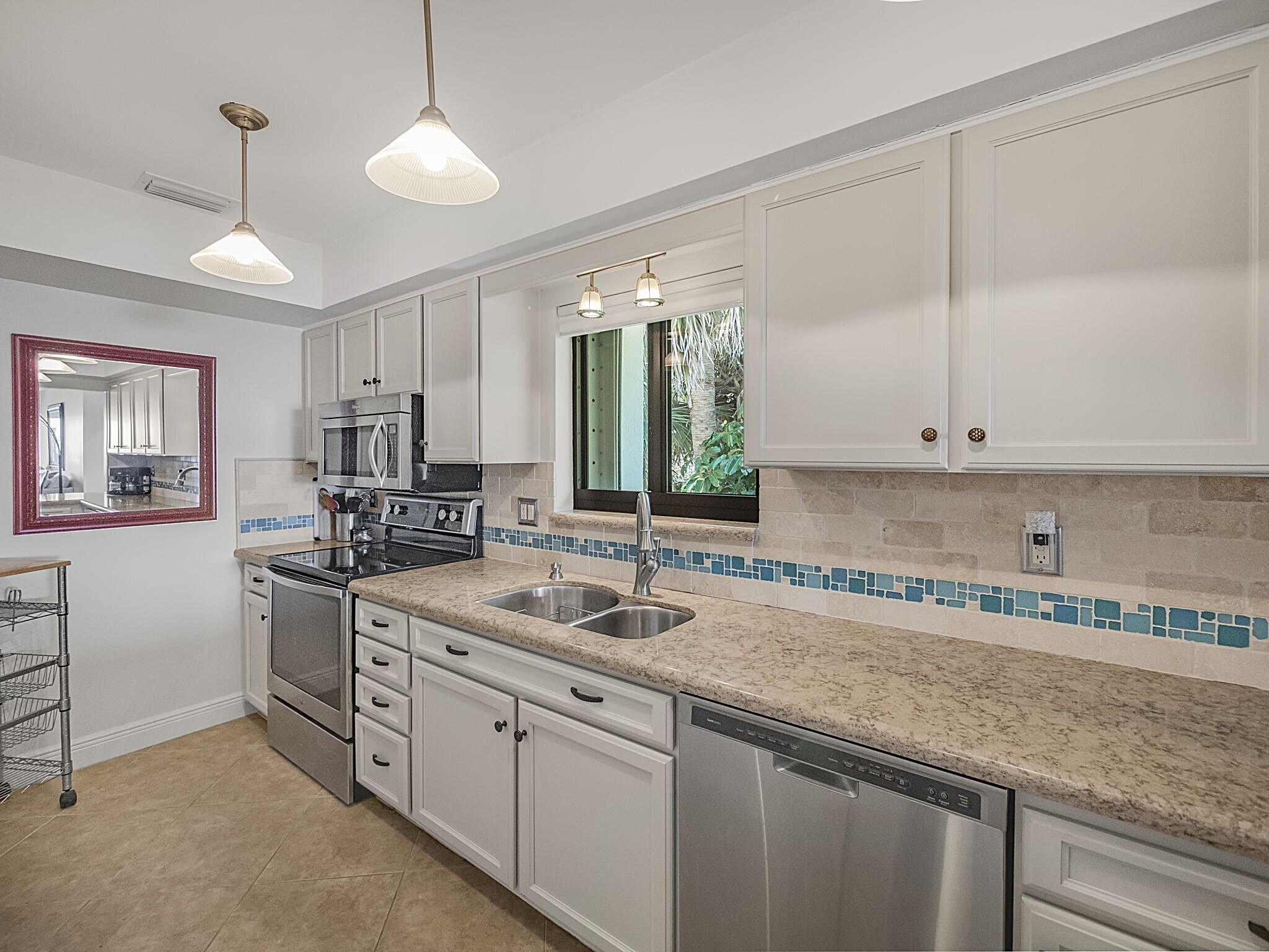 175 SE Saint Lucie Boulevard F116