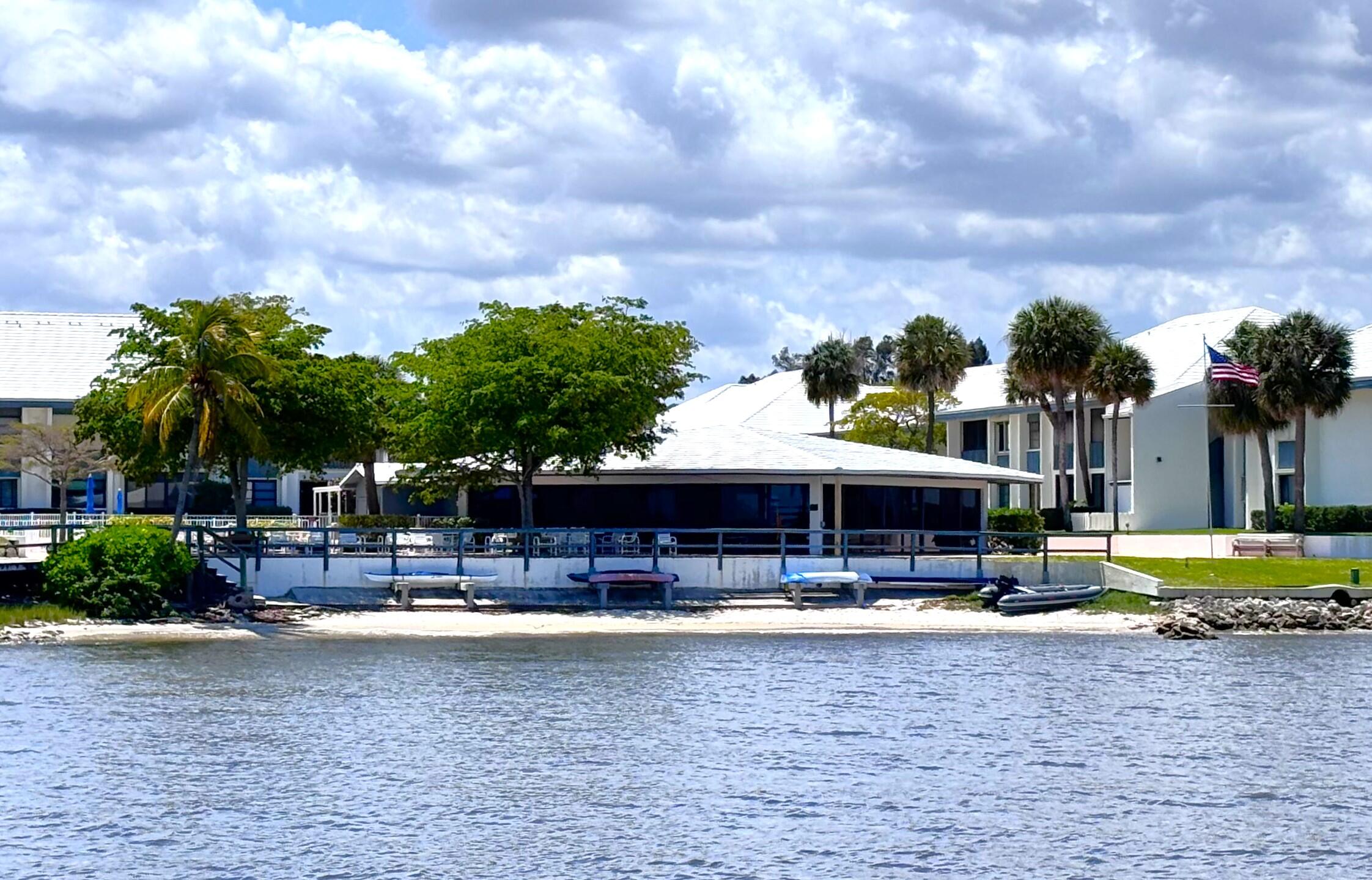 175 SE Saint Lucie Boulevard F116