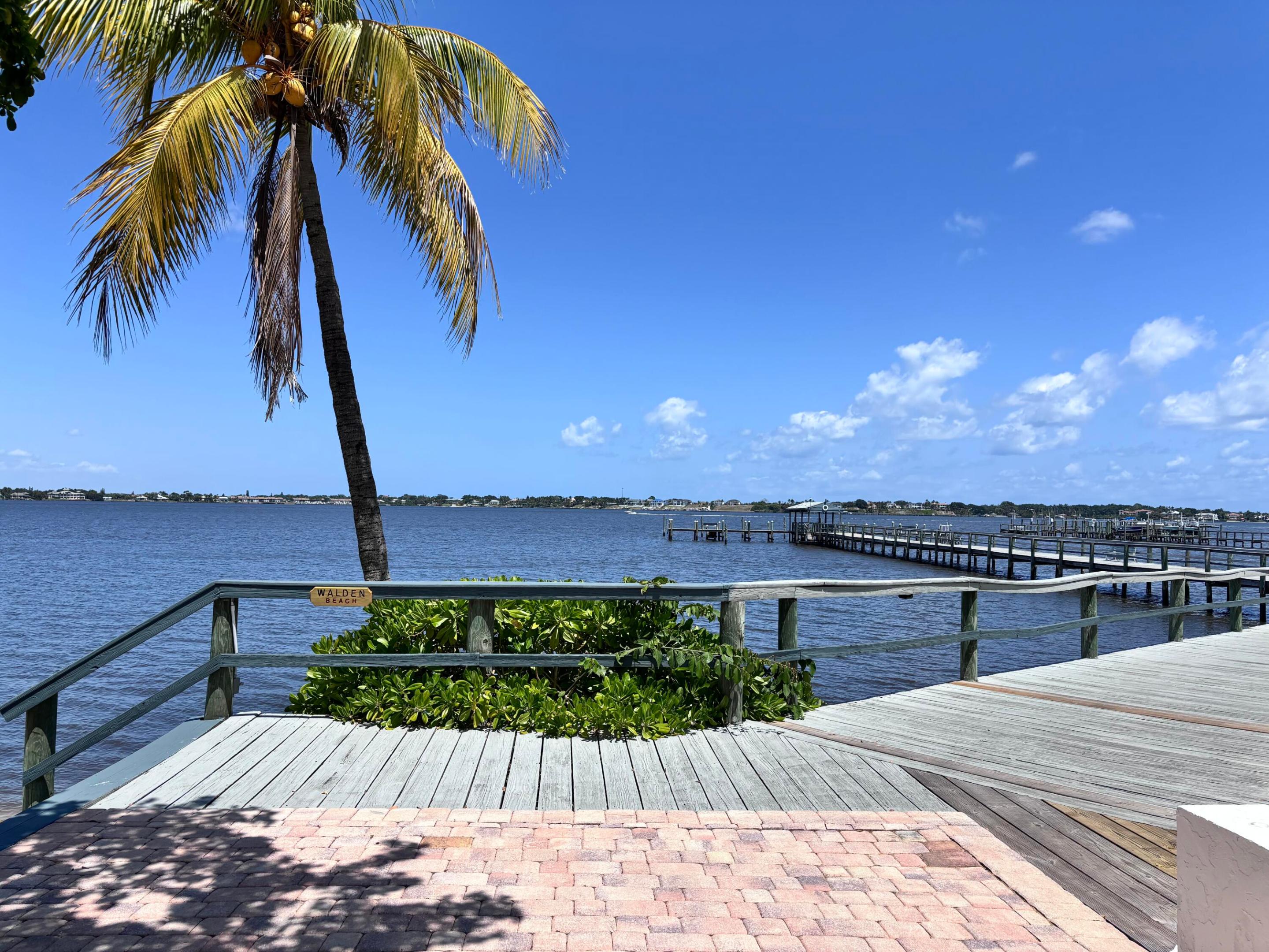 175 SE Saint Lucie Boulevard F116