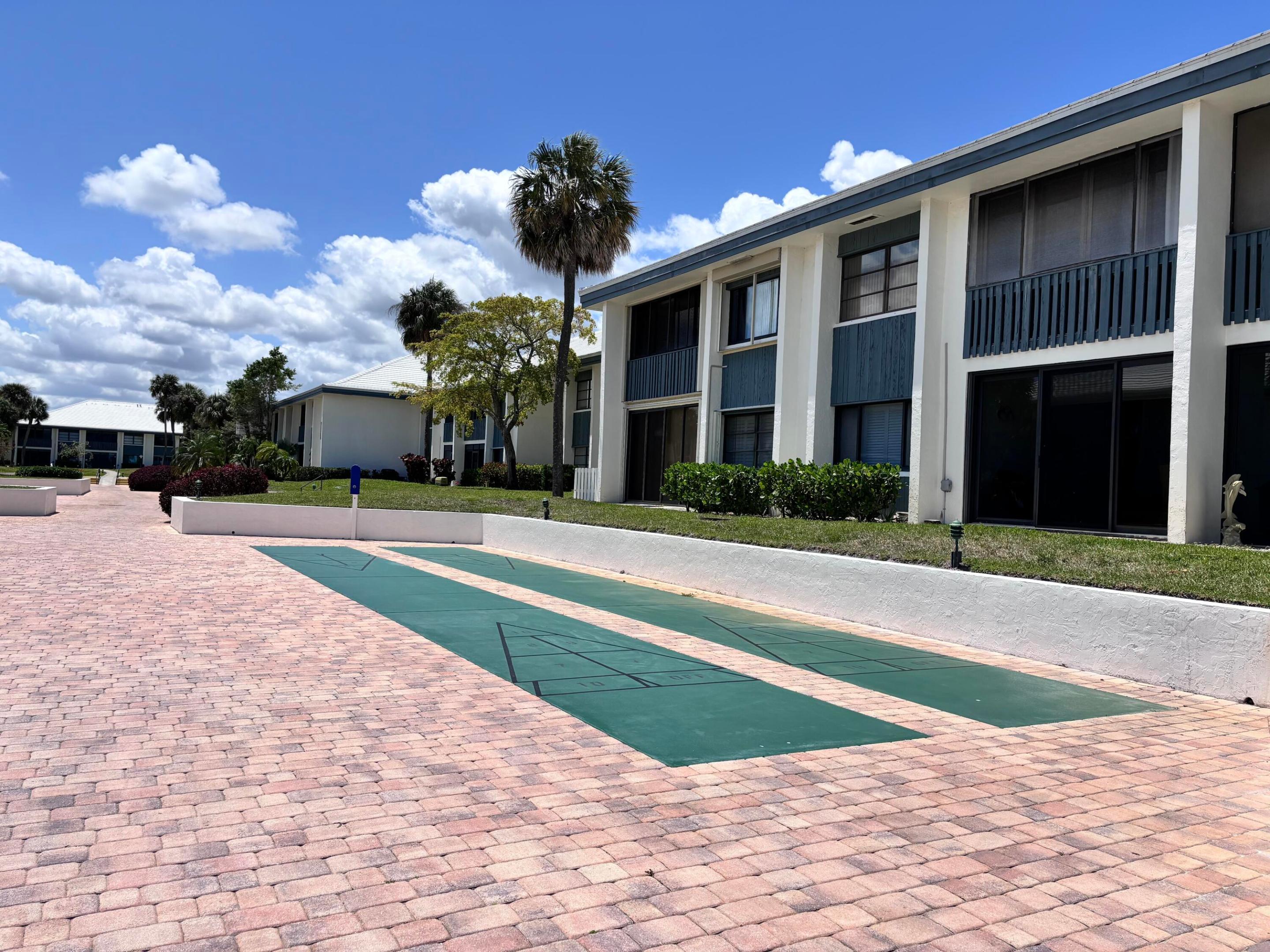 175 SE Saint Lucie Boulevard F116