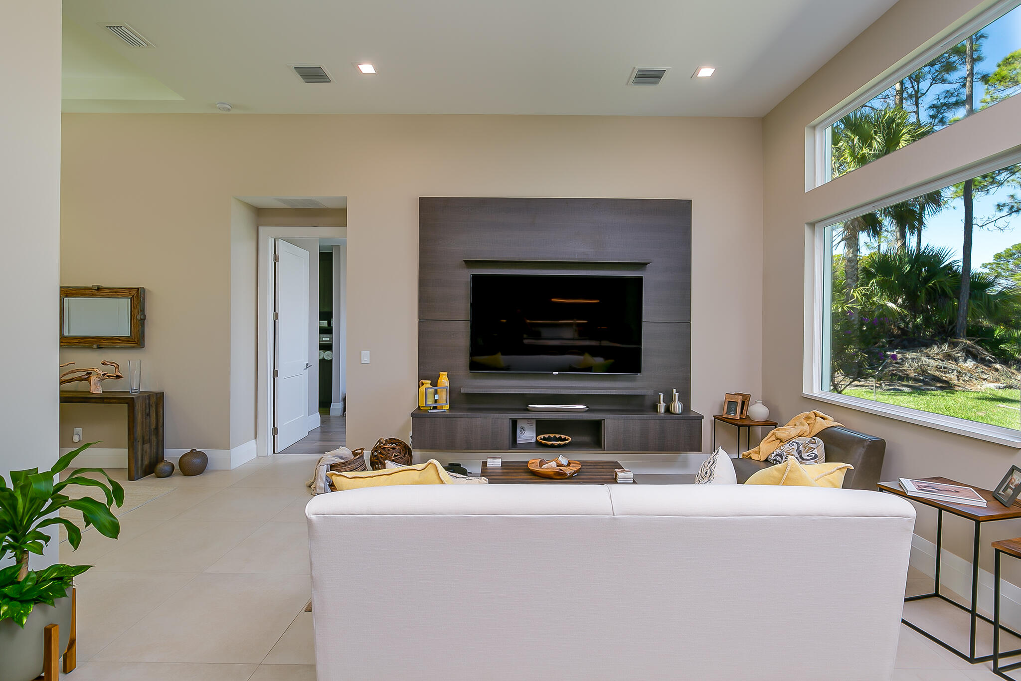 1755 SW Bellevue Avenue