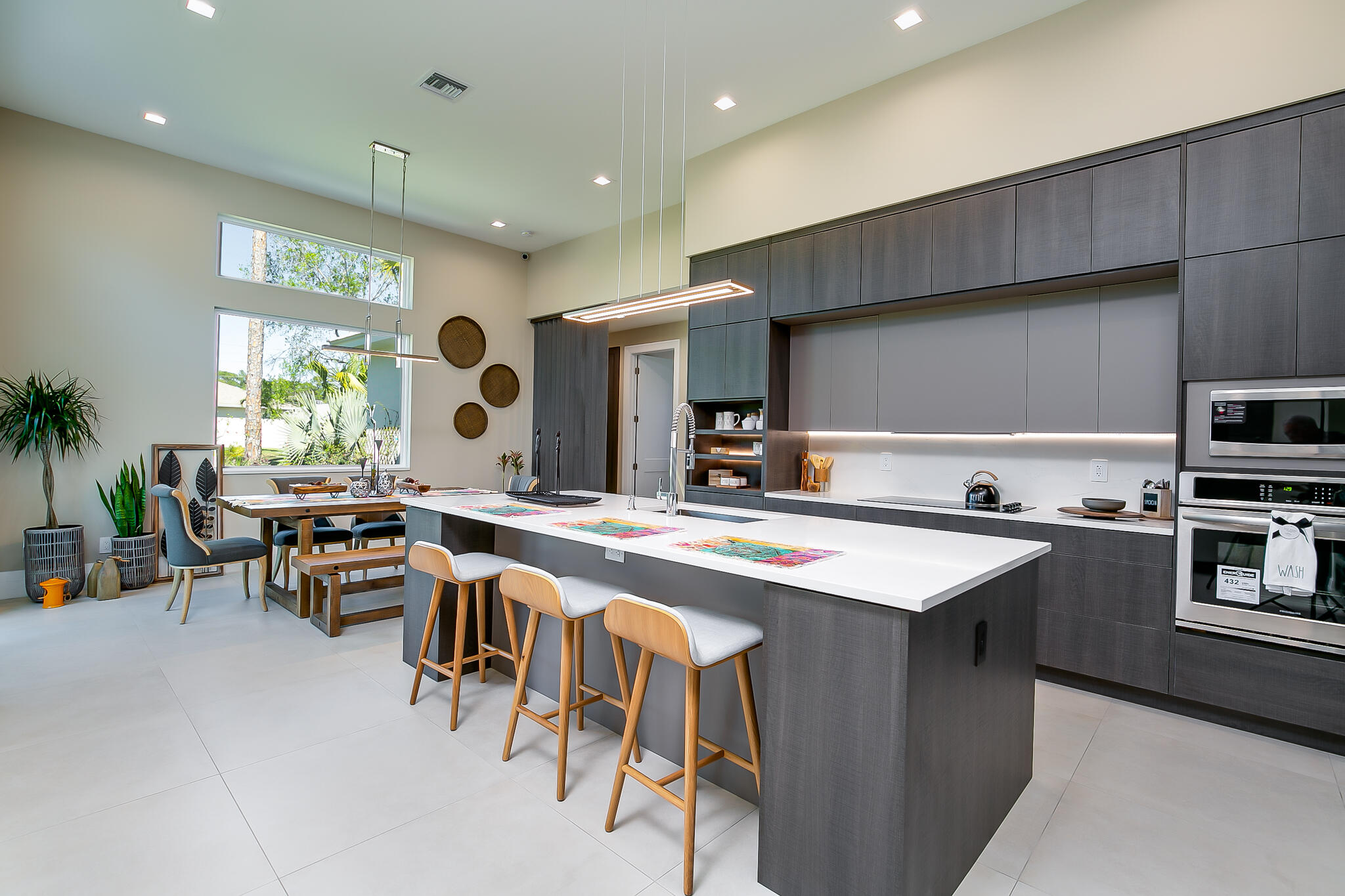 1755 SW Bellevue Avenue