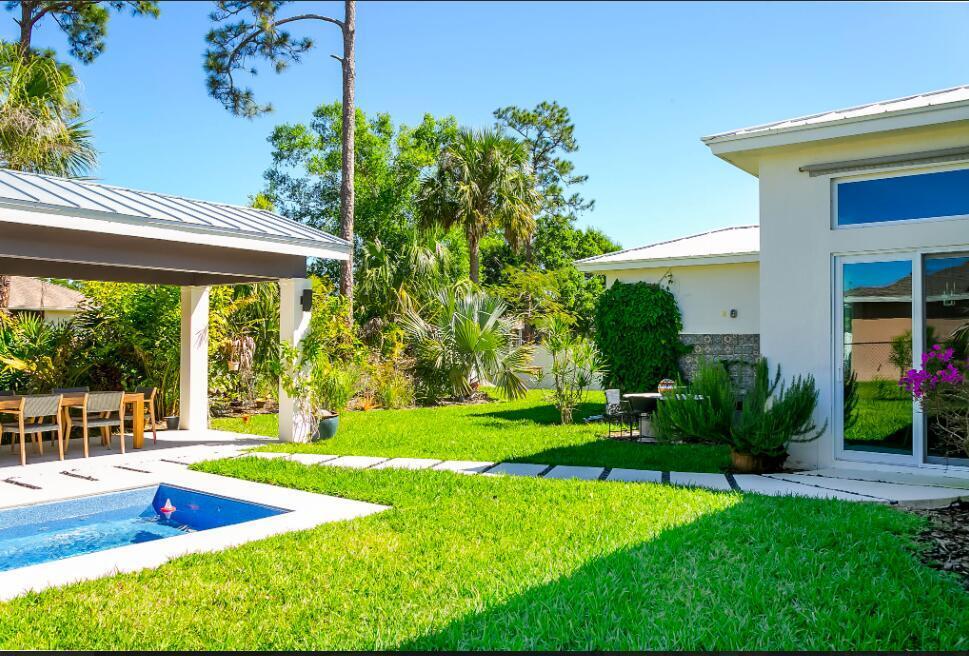 1755 SW Bellevue Avenue