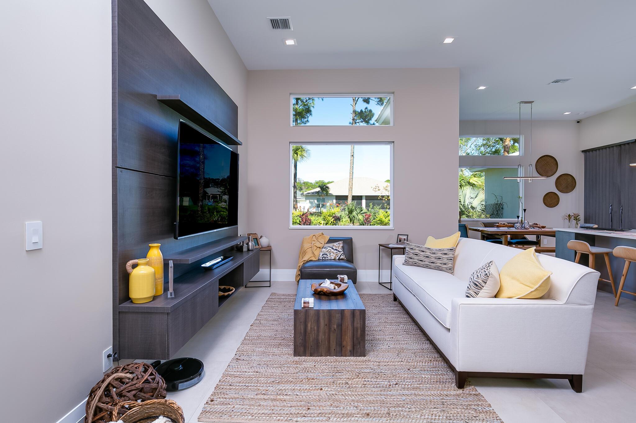 1755 SW Bellevue Avenue