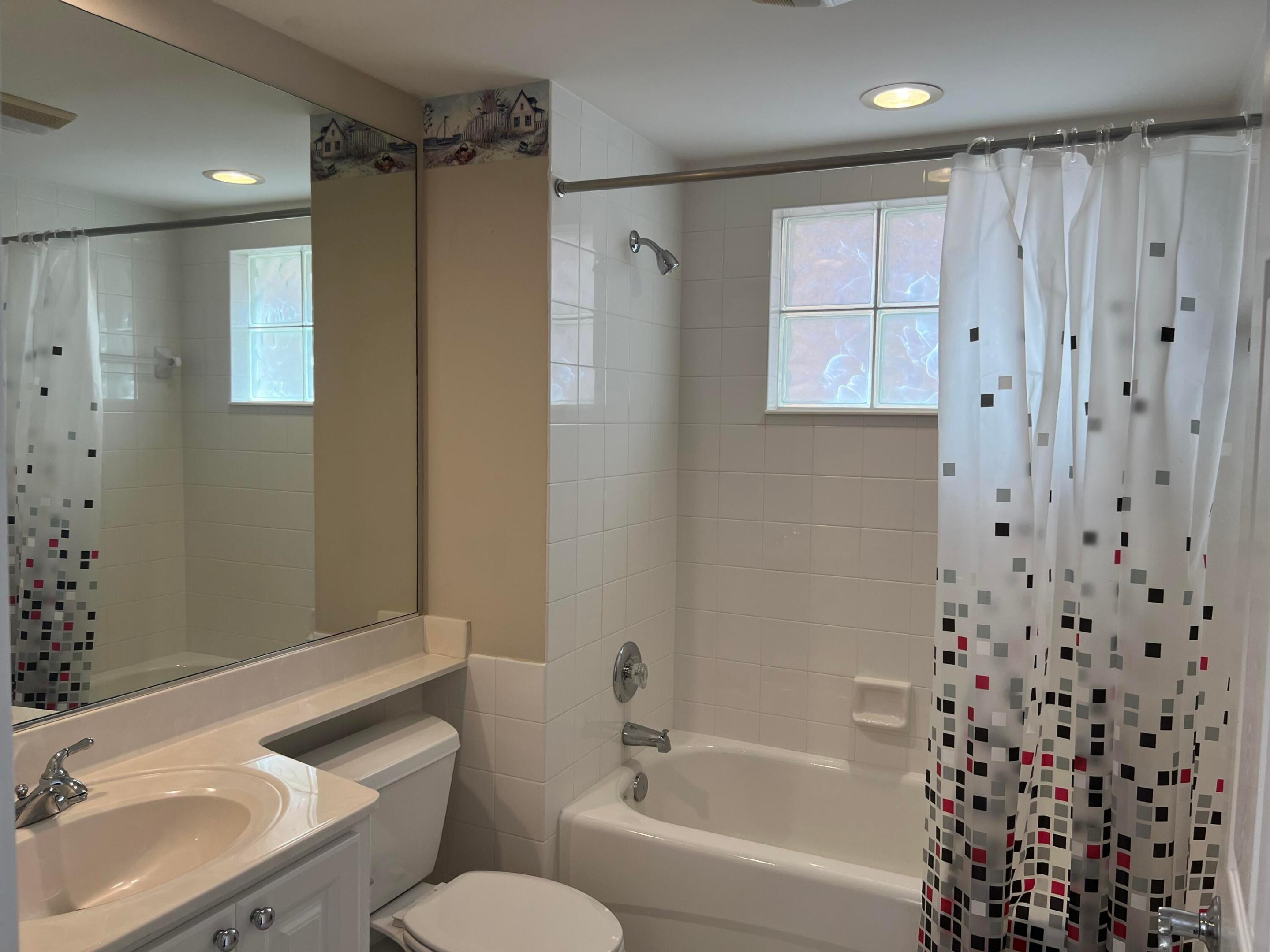 3368 Greenway Drive