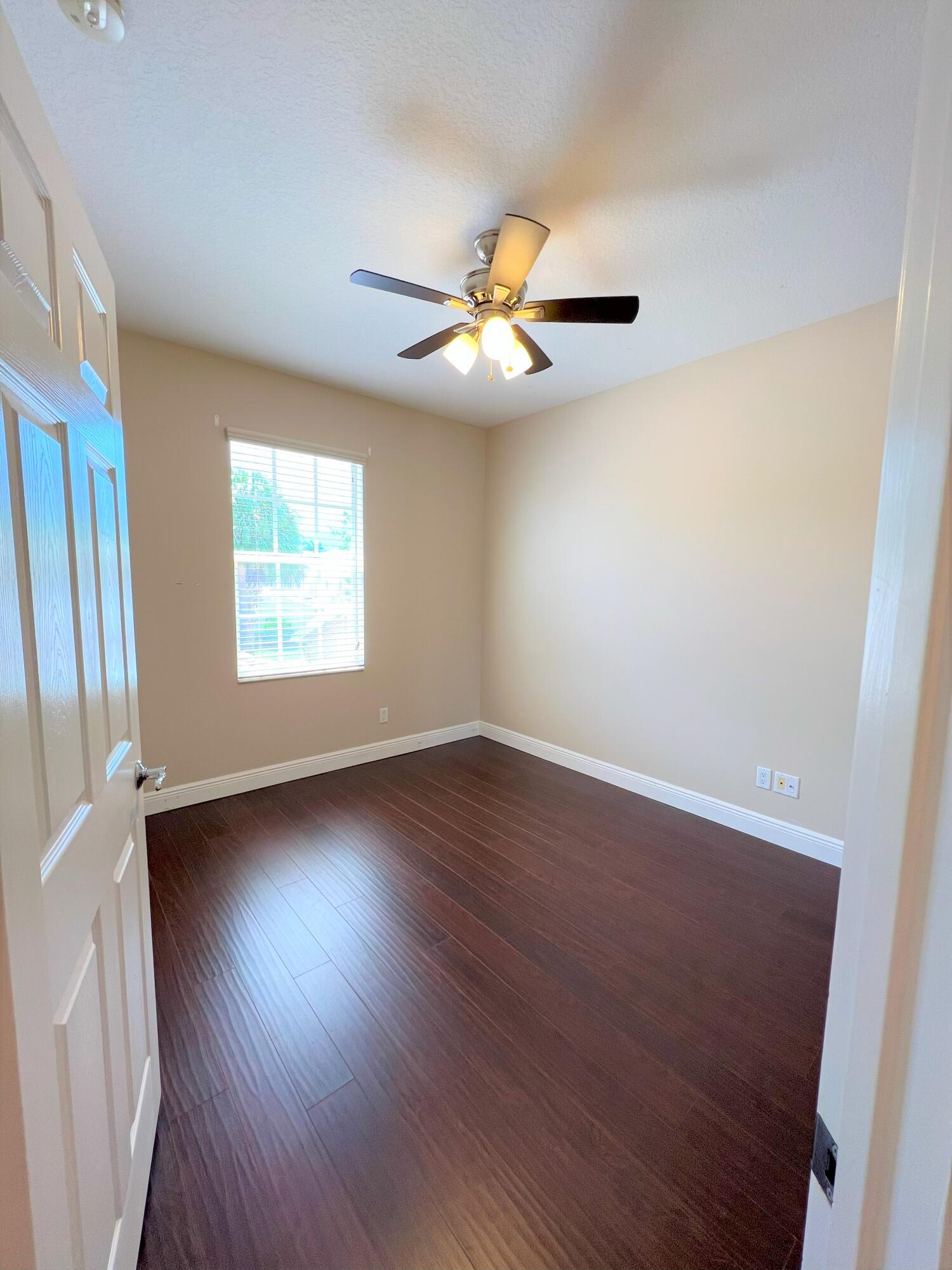 3368 Greenway Drive