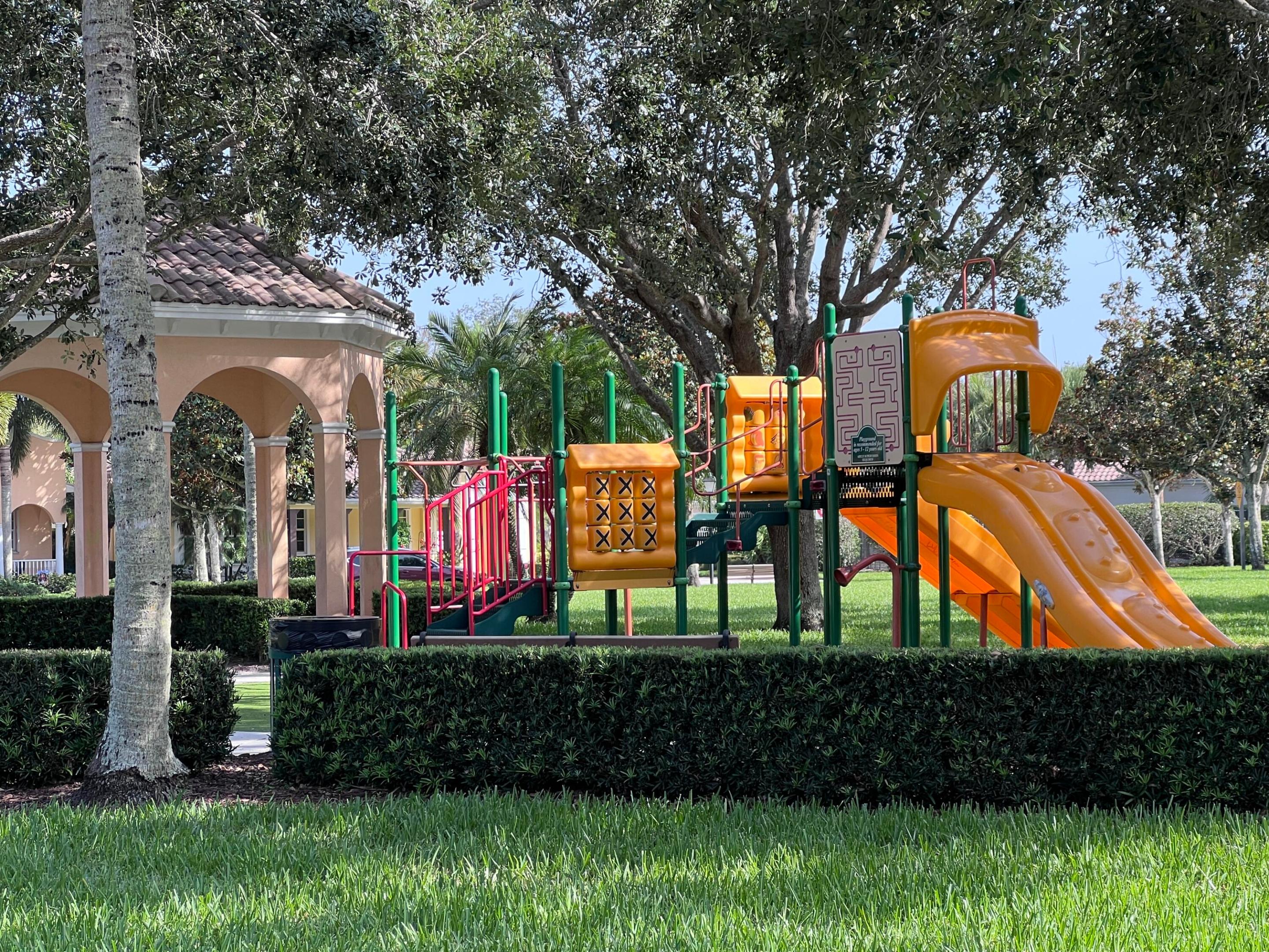 3368 Greenway Drive