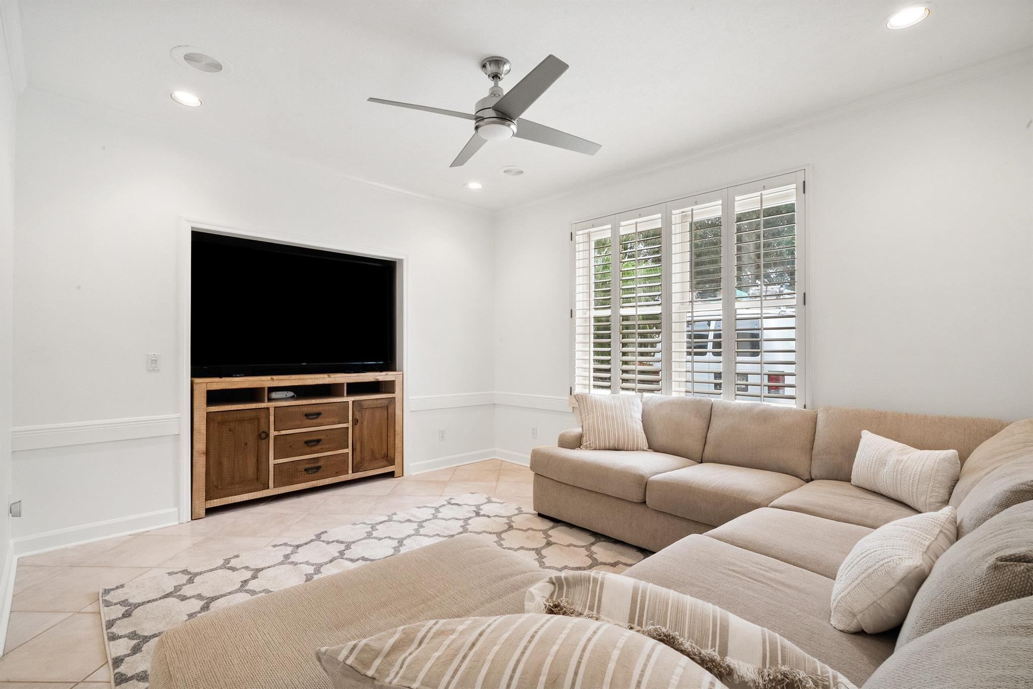 4381 SW Parkgate Boulevard