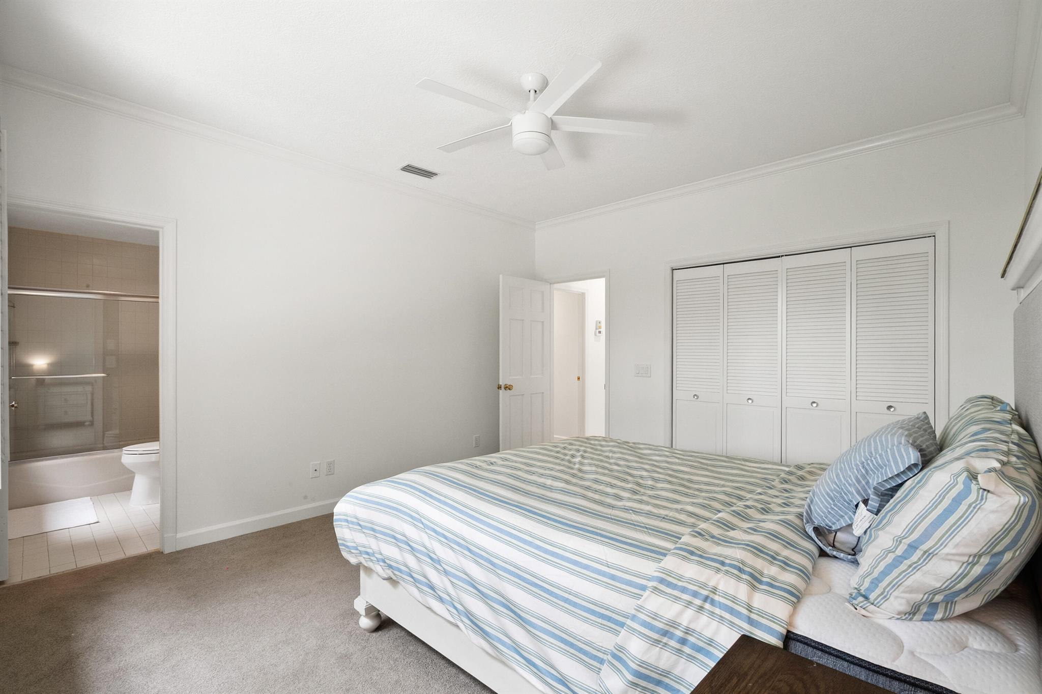 4381 SW Parkgate Boulevard