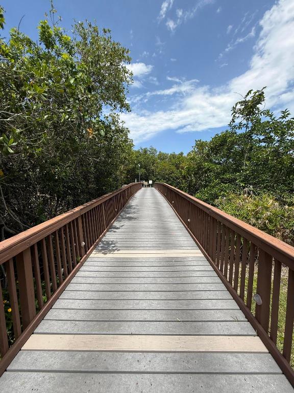 4381 SW Parkgate Boulevard