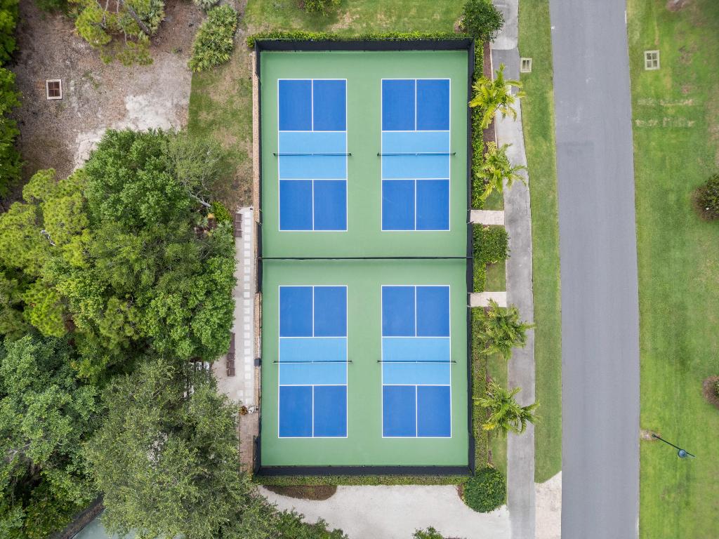 4381 SW Parkgate Boulevard