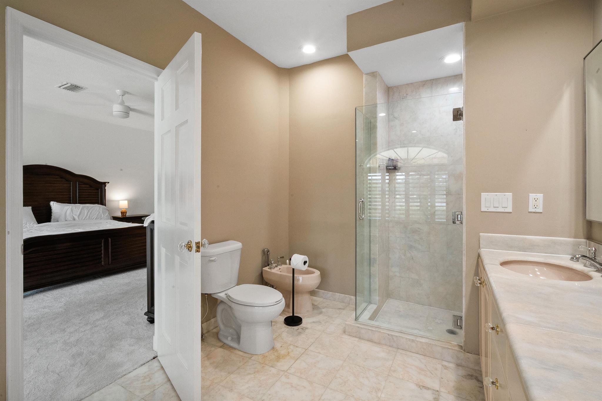 4381 SW Parkgate Boulevard