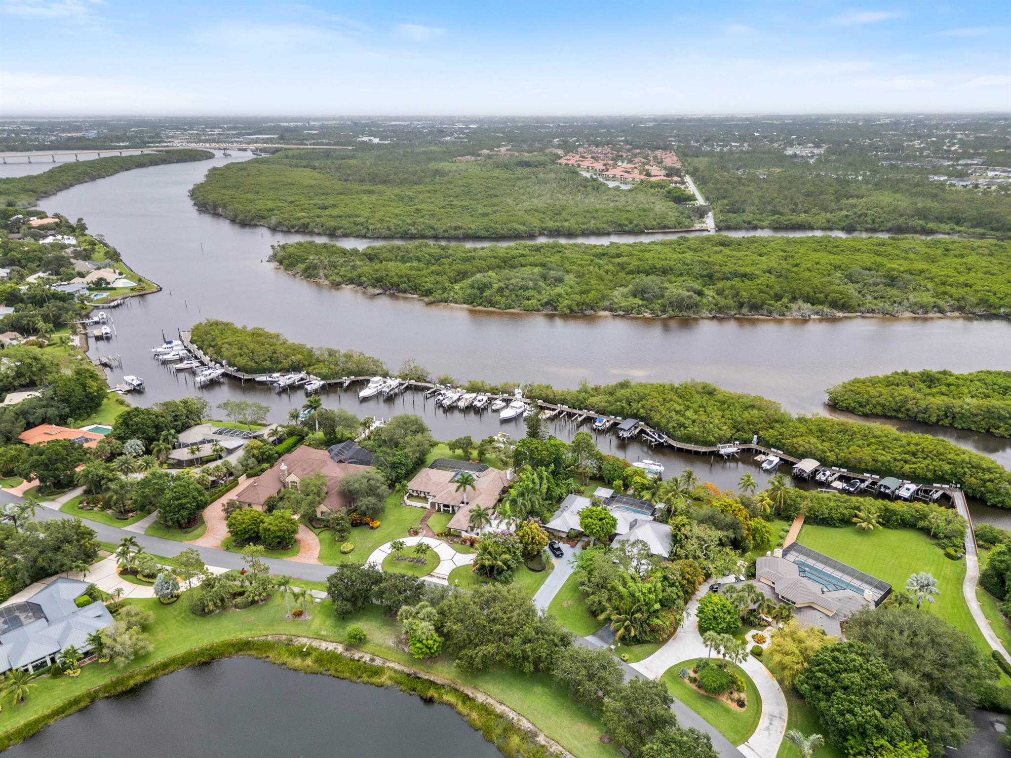 4381 SW Parkgate Boulevard