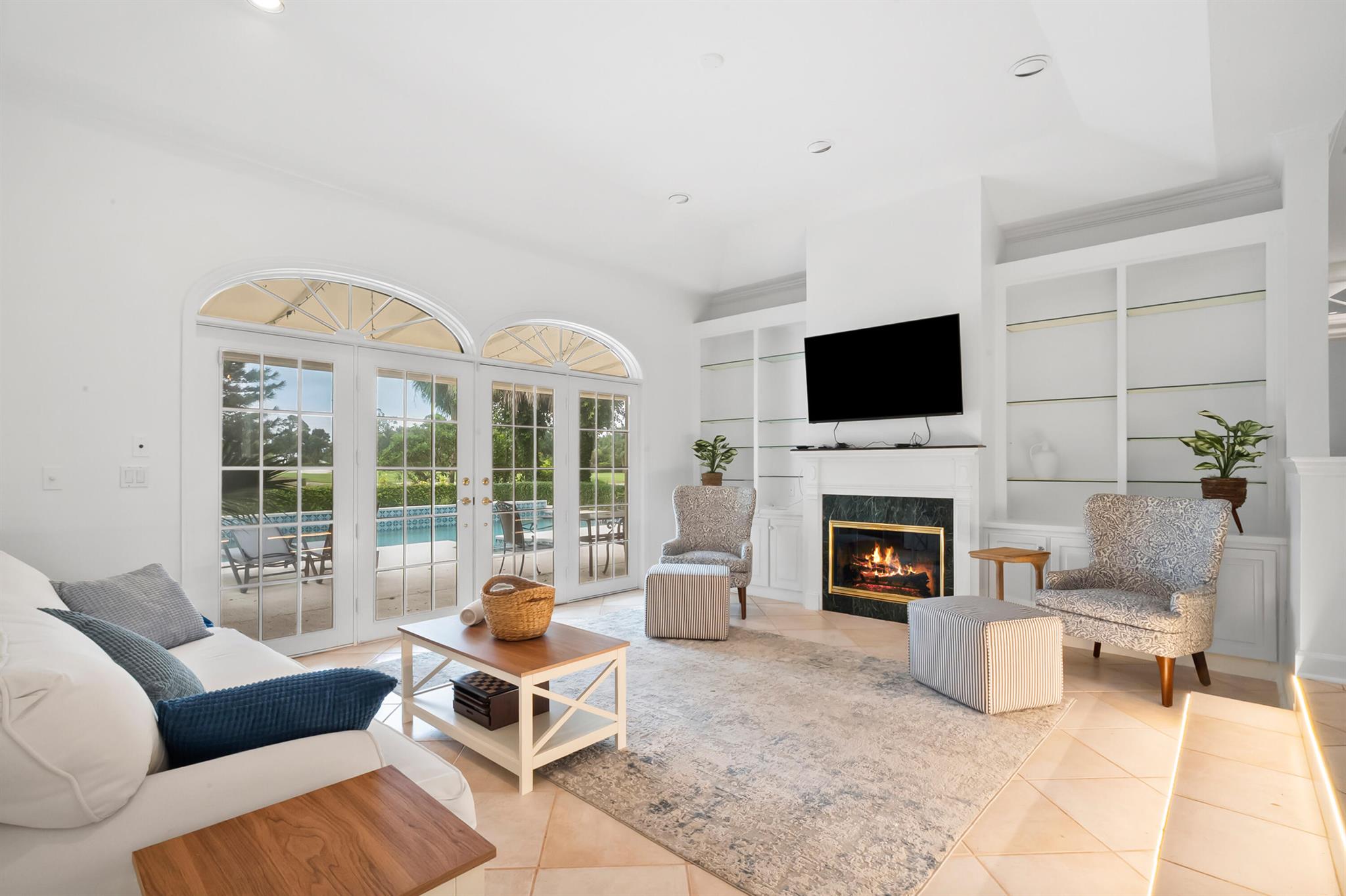 4381 SW Parkgate Boulevard