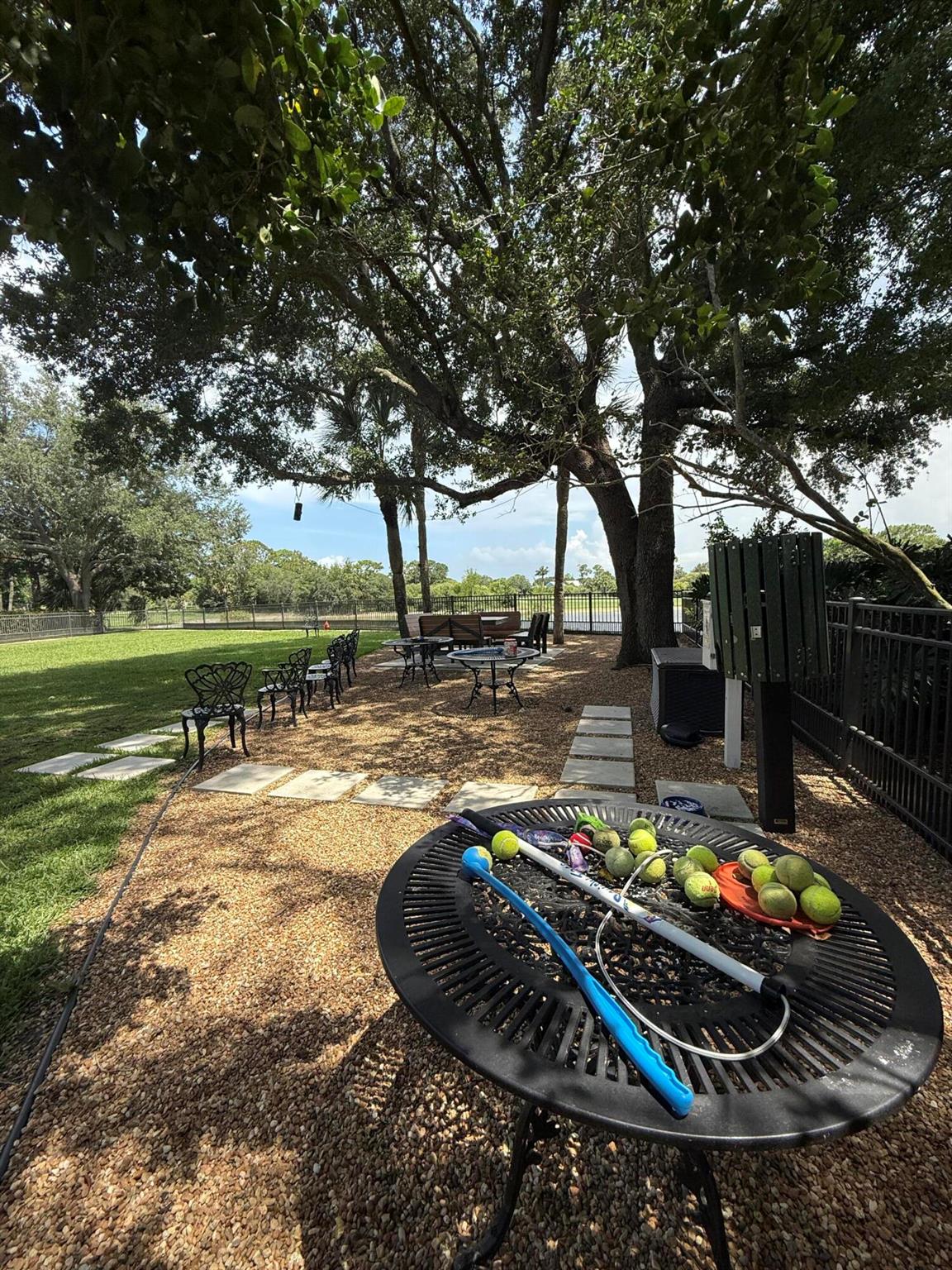 4381 SW Parkgate Boulevard