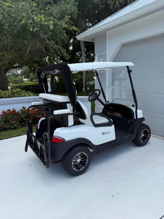 4381 SW Parkgate Boulevard