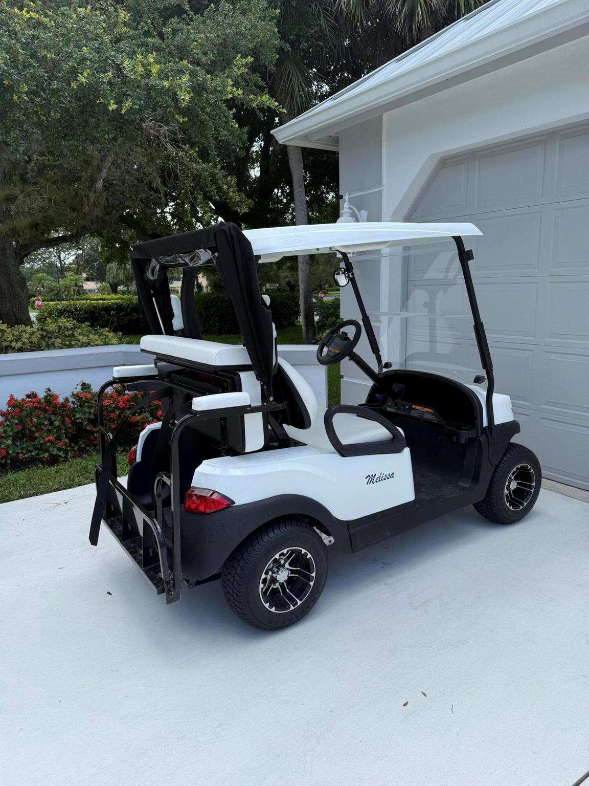 4381 SW Parkgate Boulevard