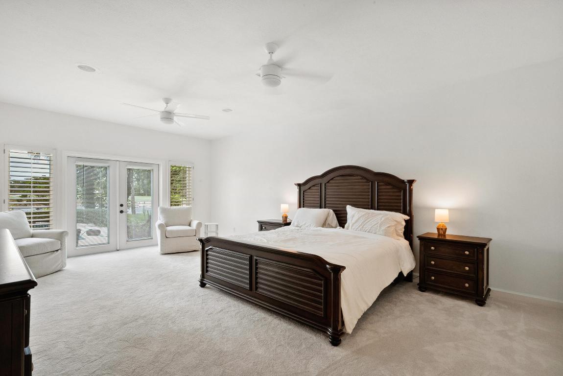 4381 SW Parkgate Boulevard