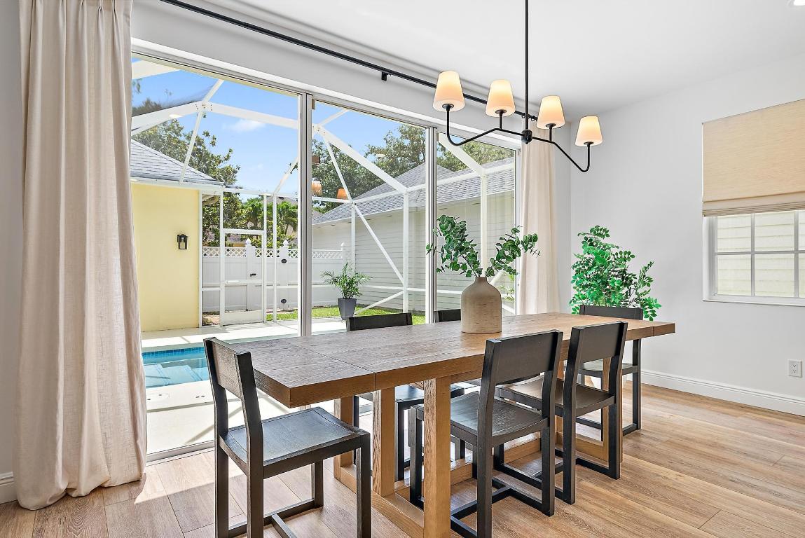 121 Newhaven Boulevard