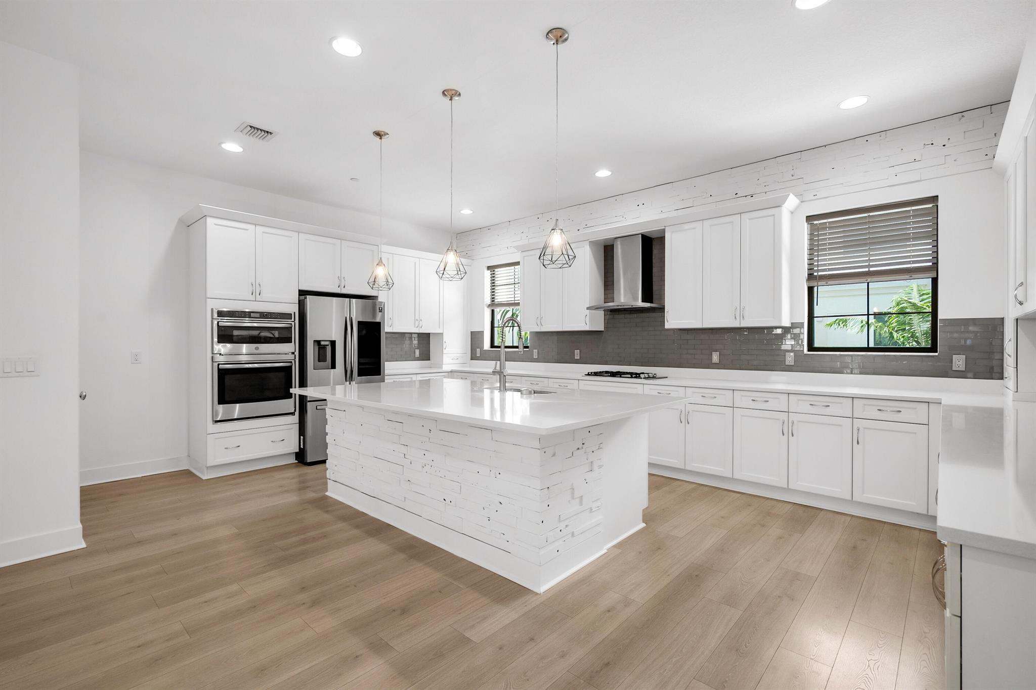 5166 Beckman Ter Terrace