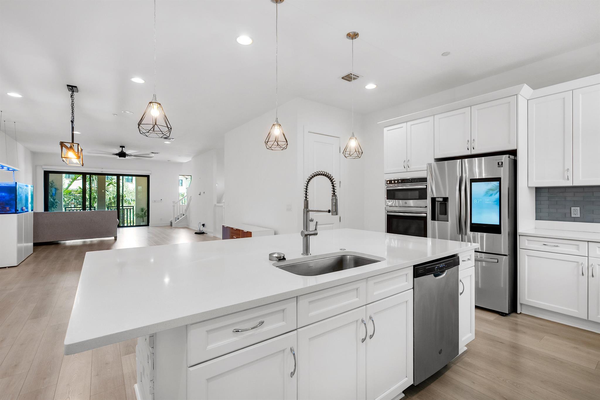 5166 Beckman Ter Terrace