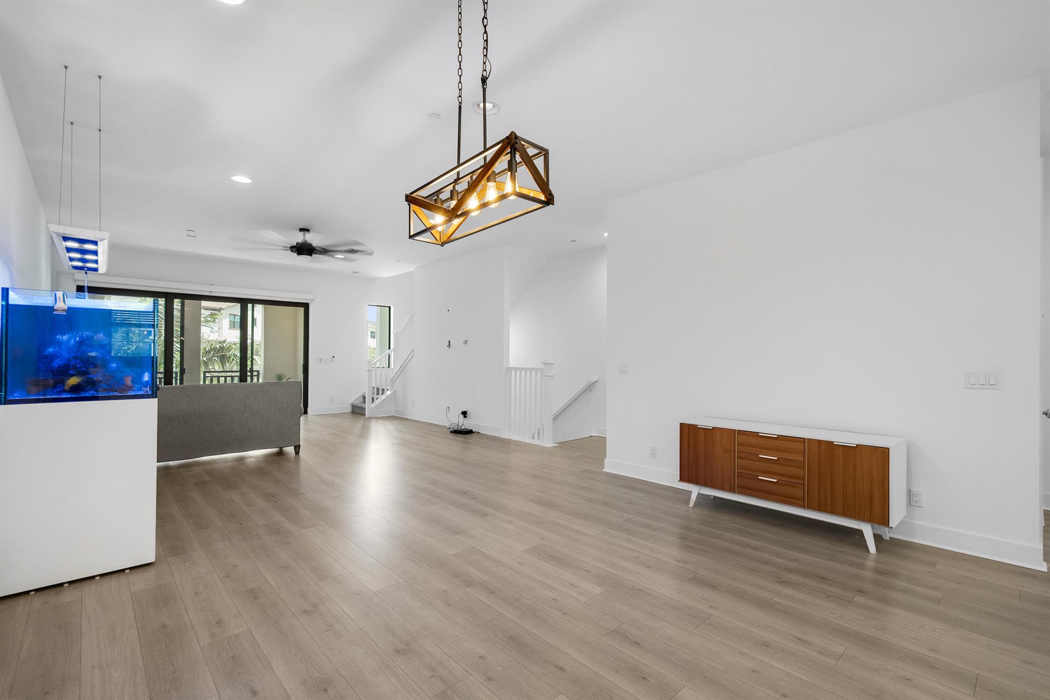 5166 Beckman Ter Terrace