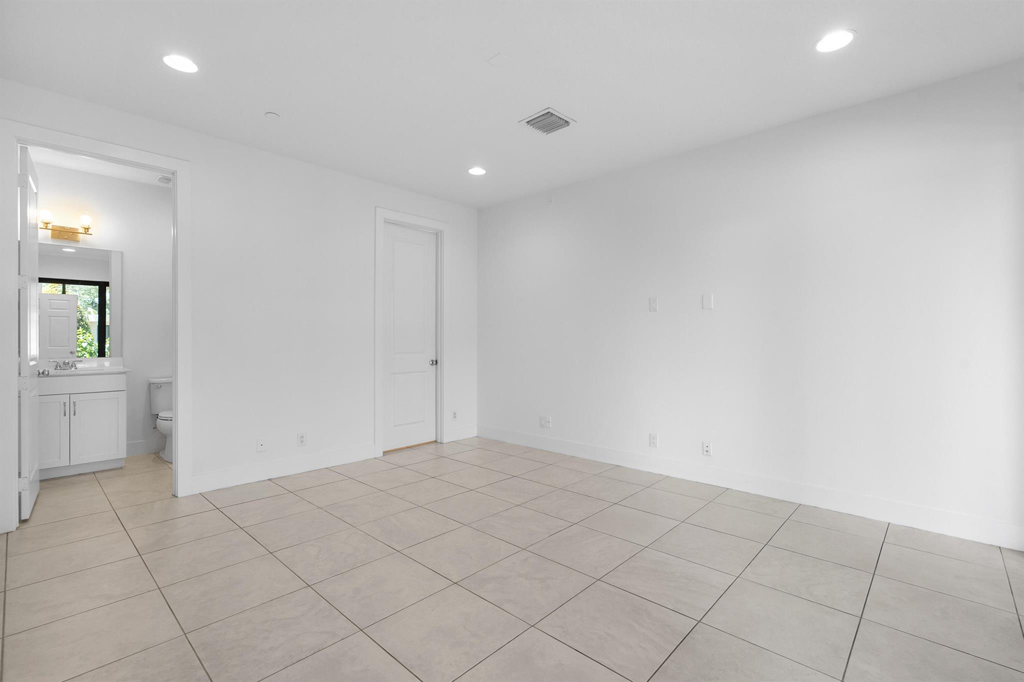 5166 Beckman Ter Terrace