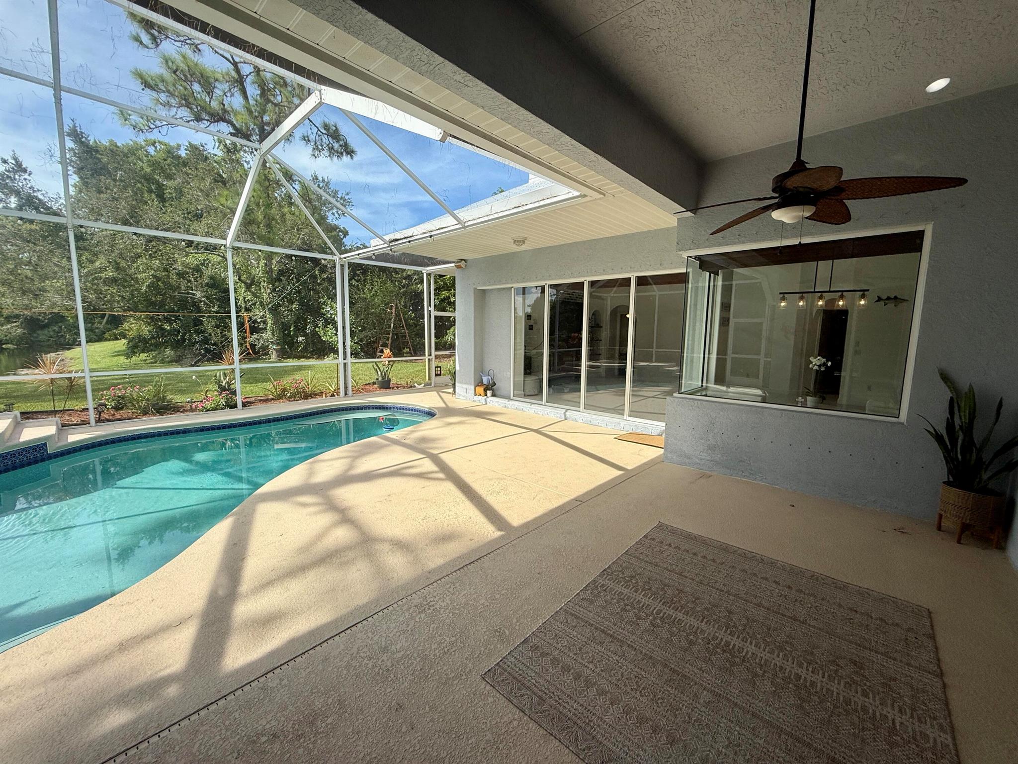 1043 SW Pigeon Plum Way