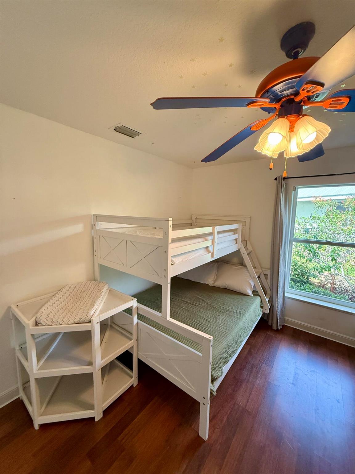 1043 SW Pigeon Plum Way