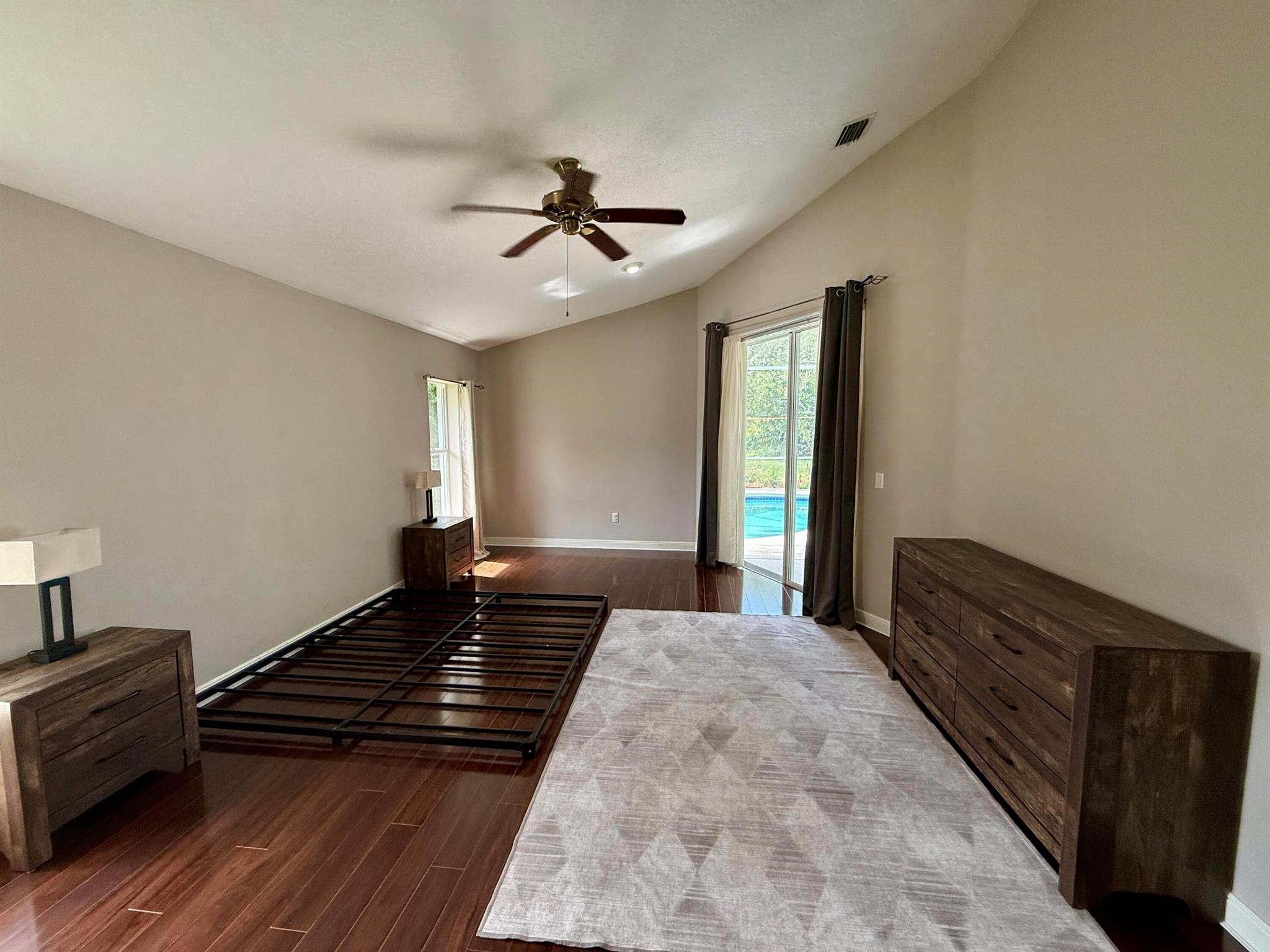 1043 SW Pigeon Plum Way
