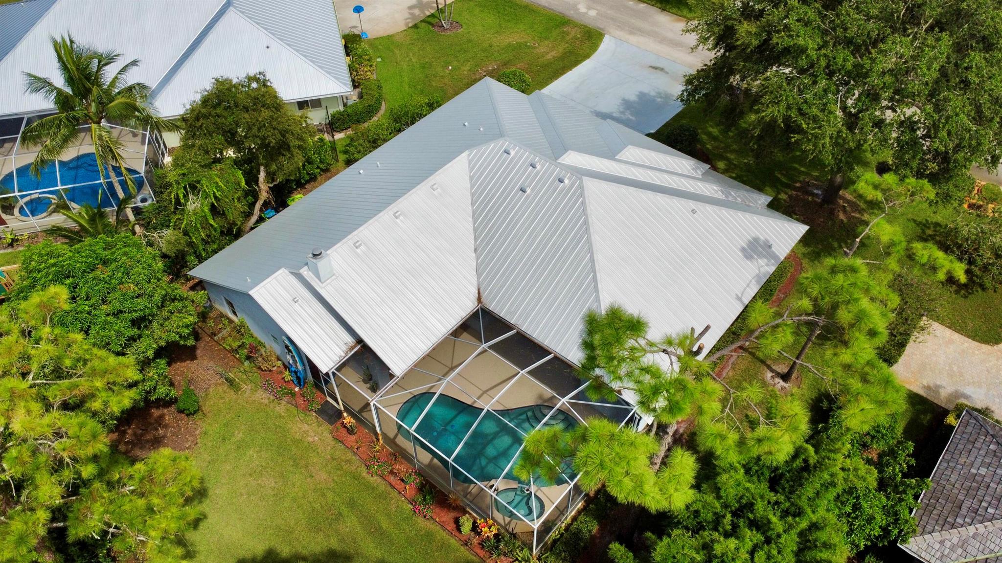 1043 SW Pigeon Plum Way