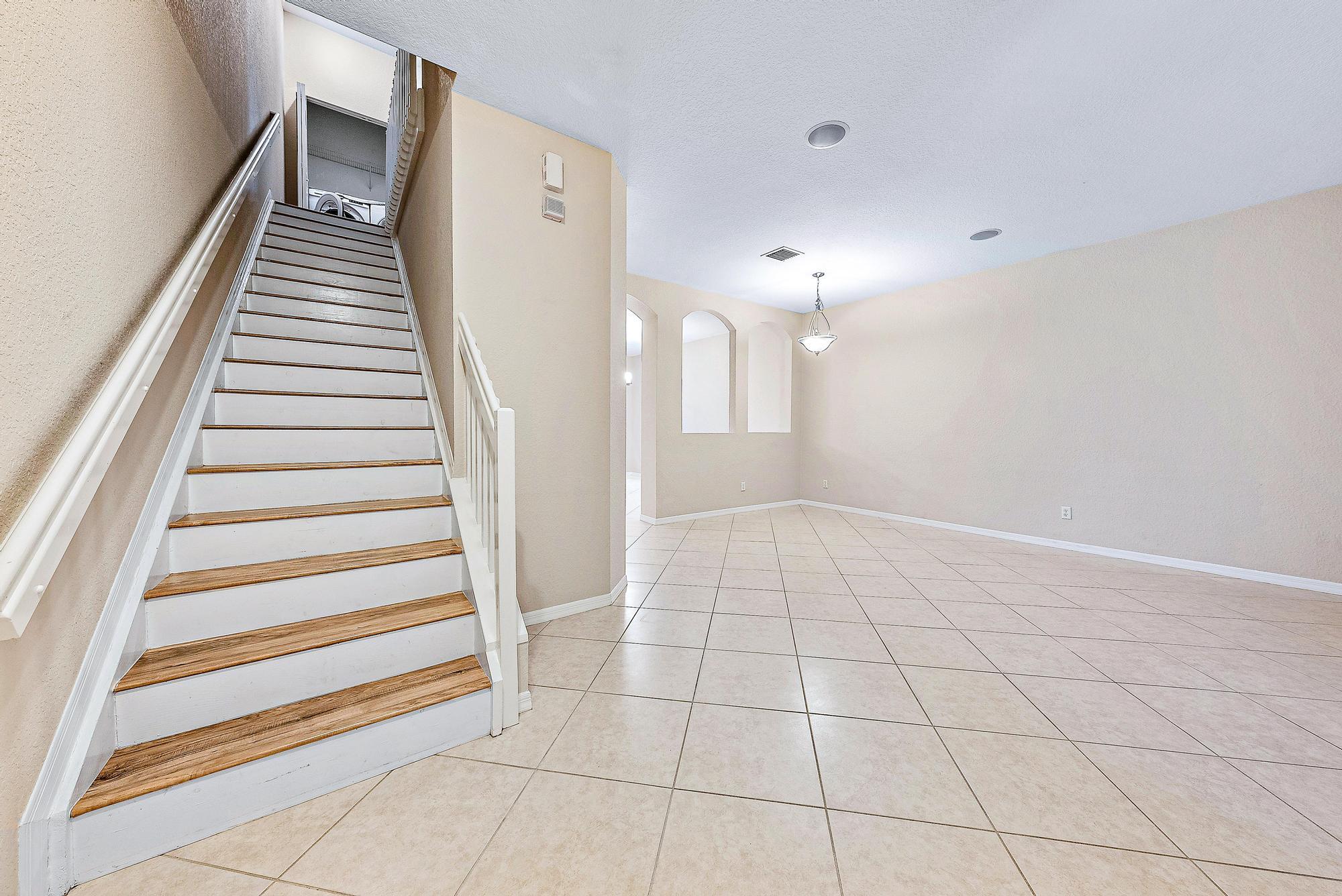 4981 Bonsai 105 Circle 105