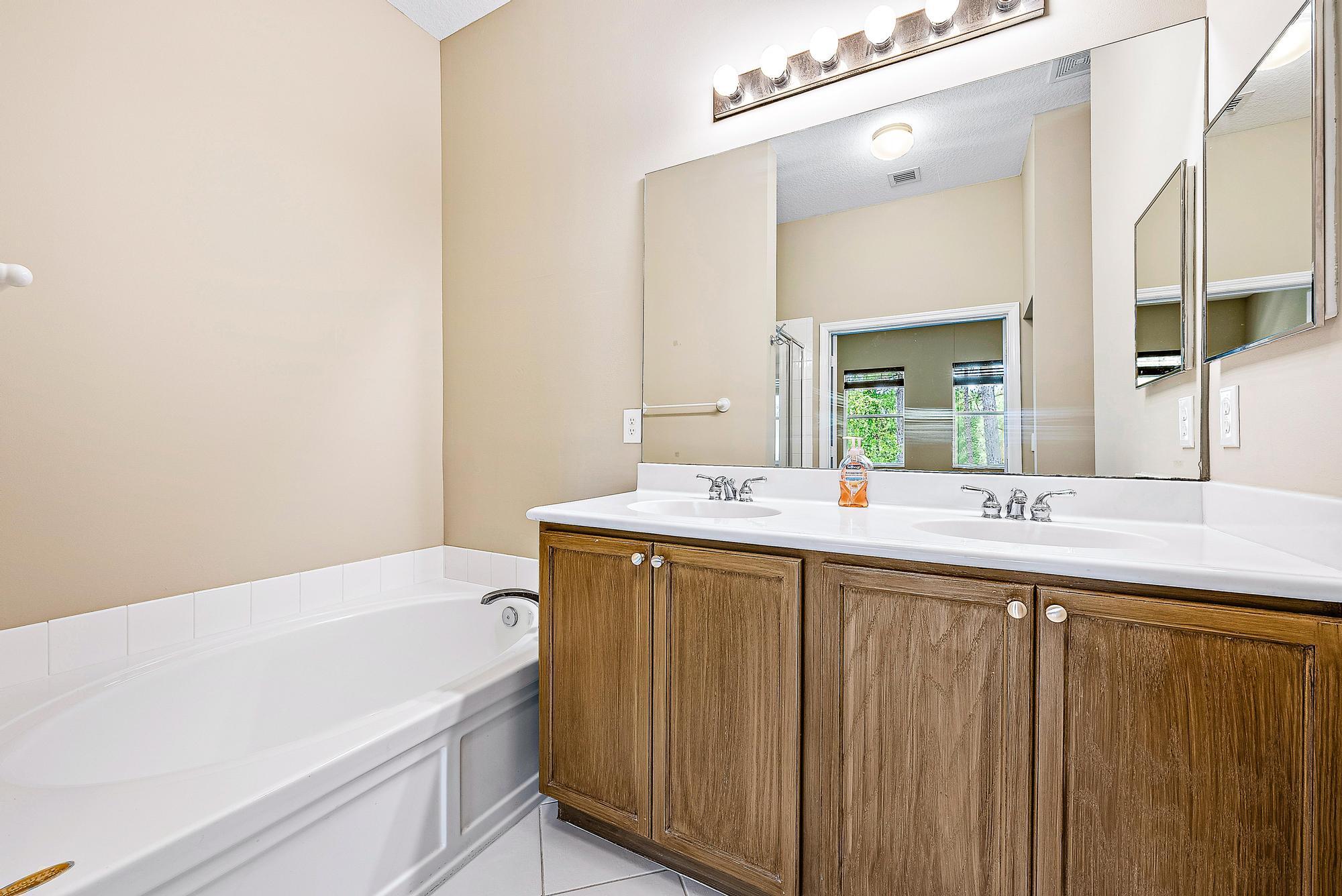 4981 Bonsai 105 Circle 105