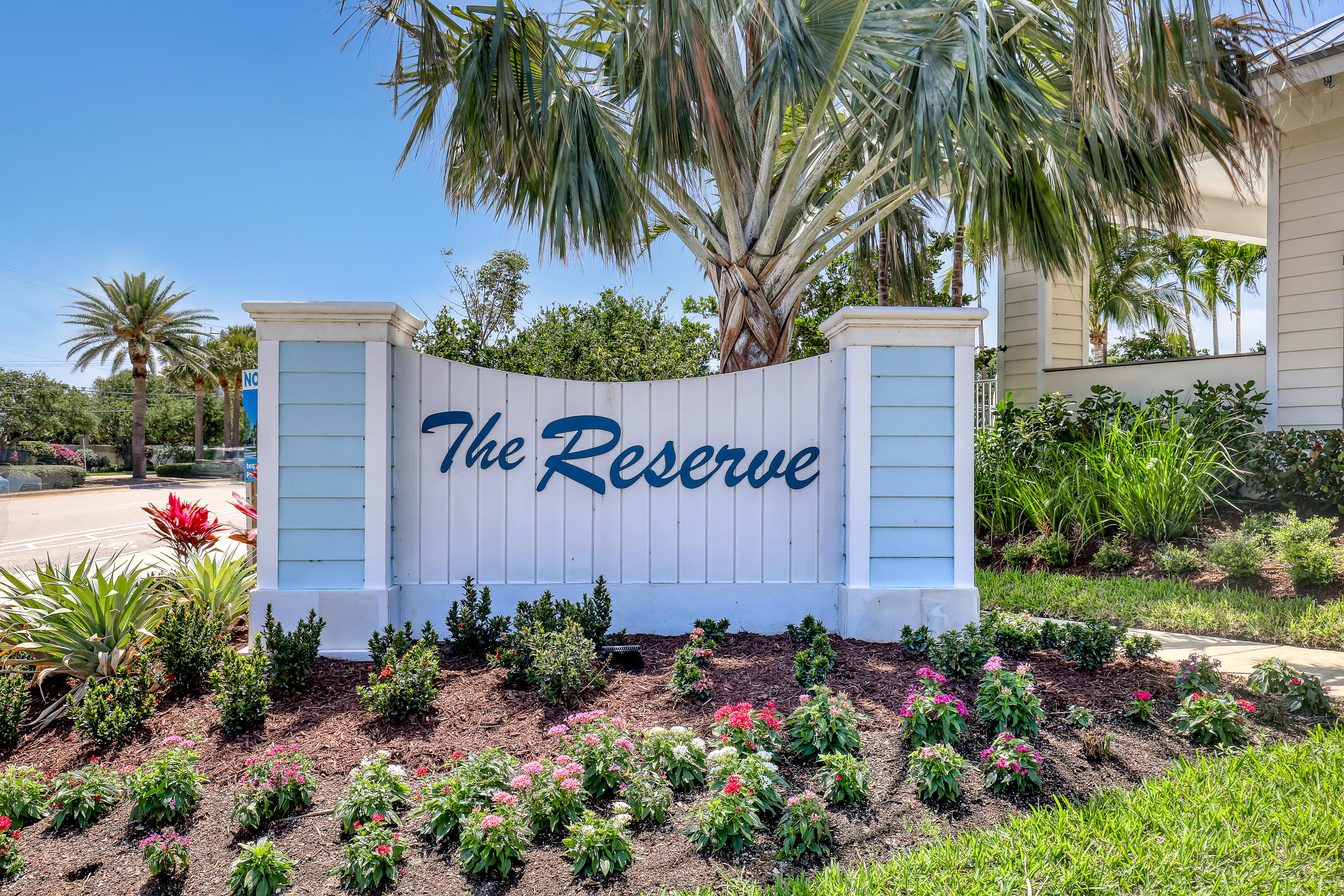 114 Royal Palm Circle