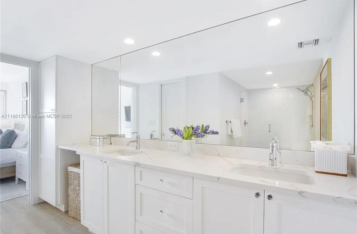 350 S Beach Road 401