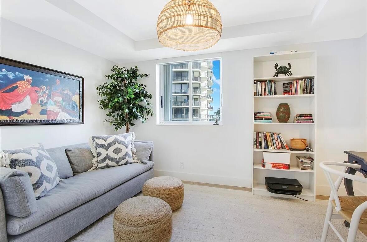 350 S Beach Road 401