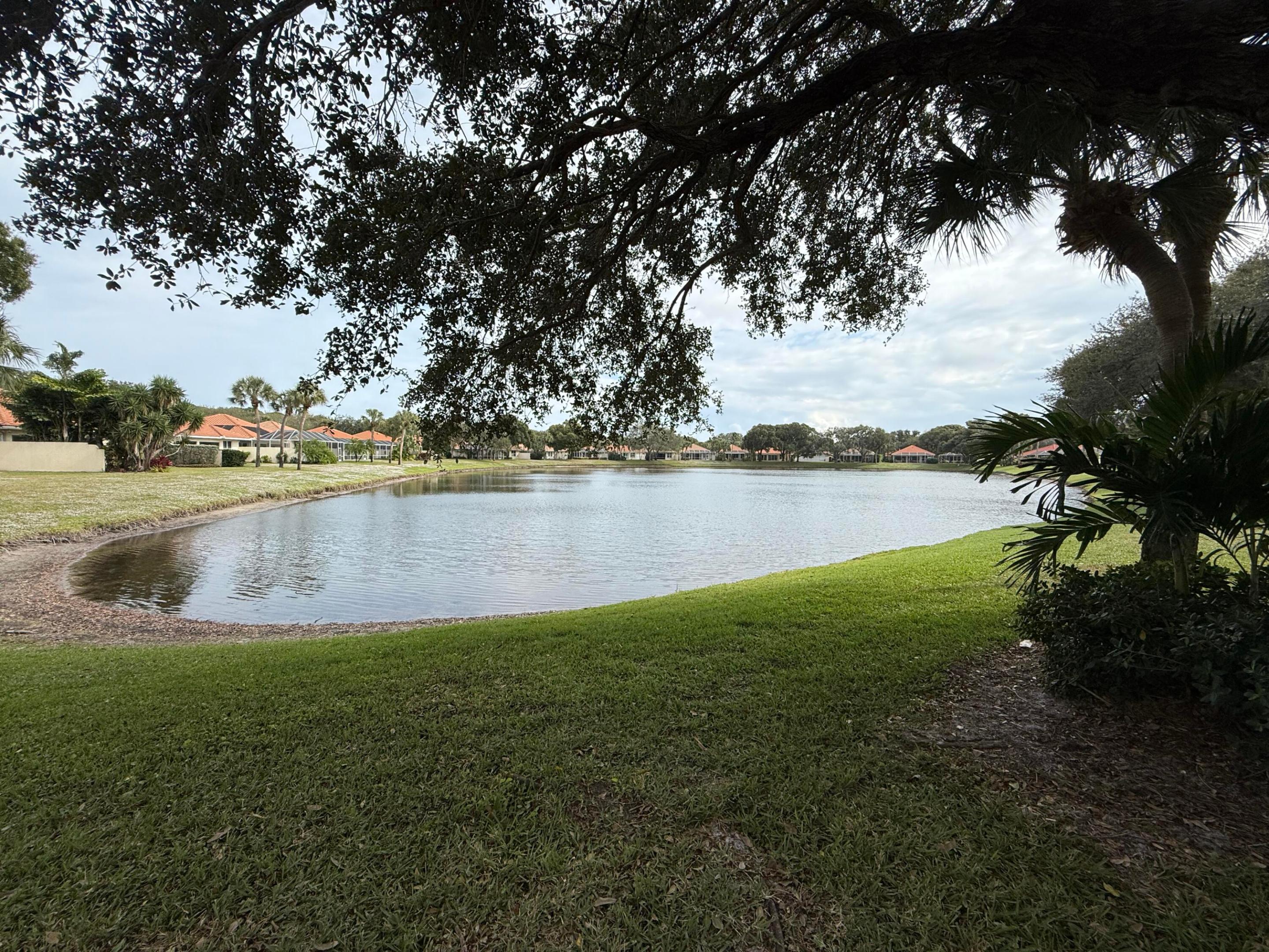 222 E Tall Oaks Circle