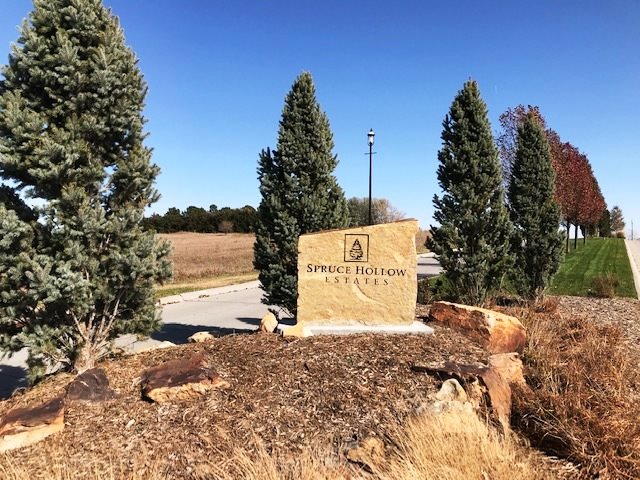 L8B1 11th Avenue Unit: Spruce Hollow Estates 8th