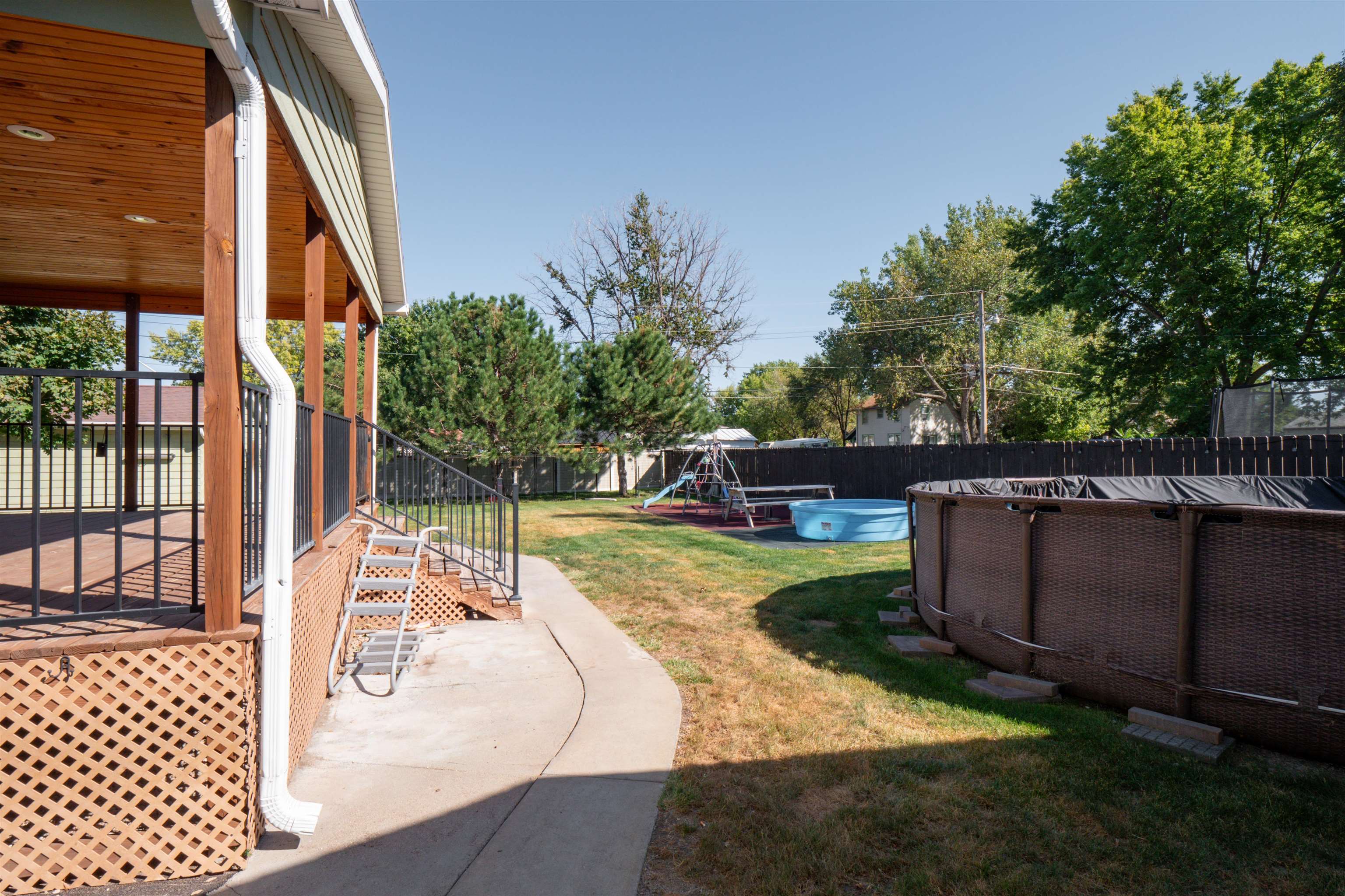 1021 C Ave.